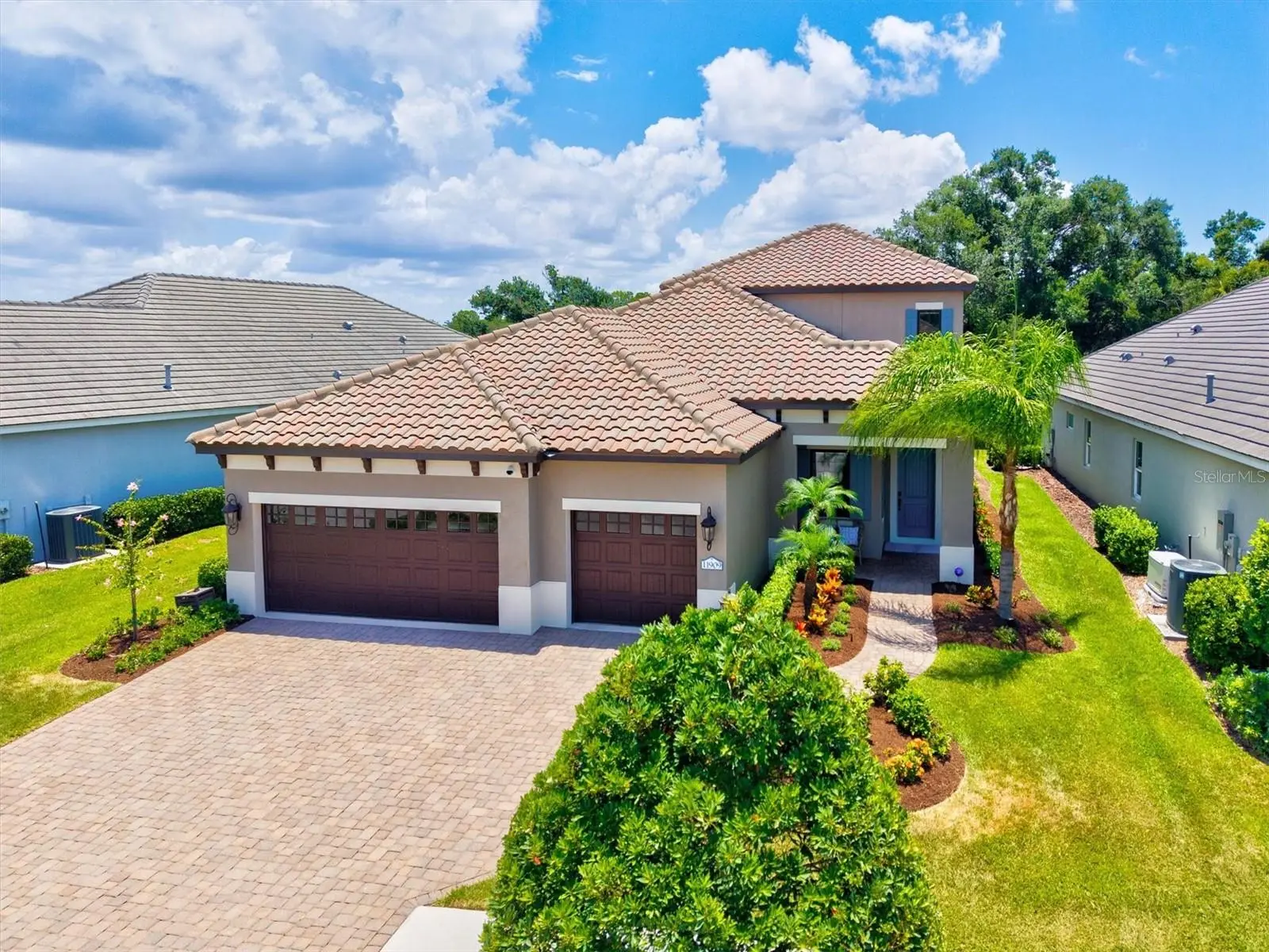 11909 Hunters Creek Road, FL