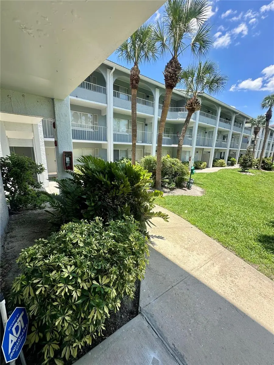 115 Oyster Bay Circle, FL