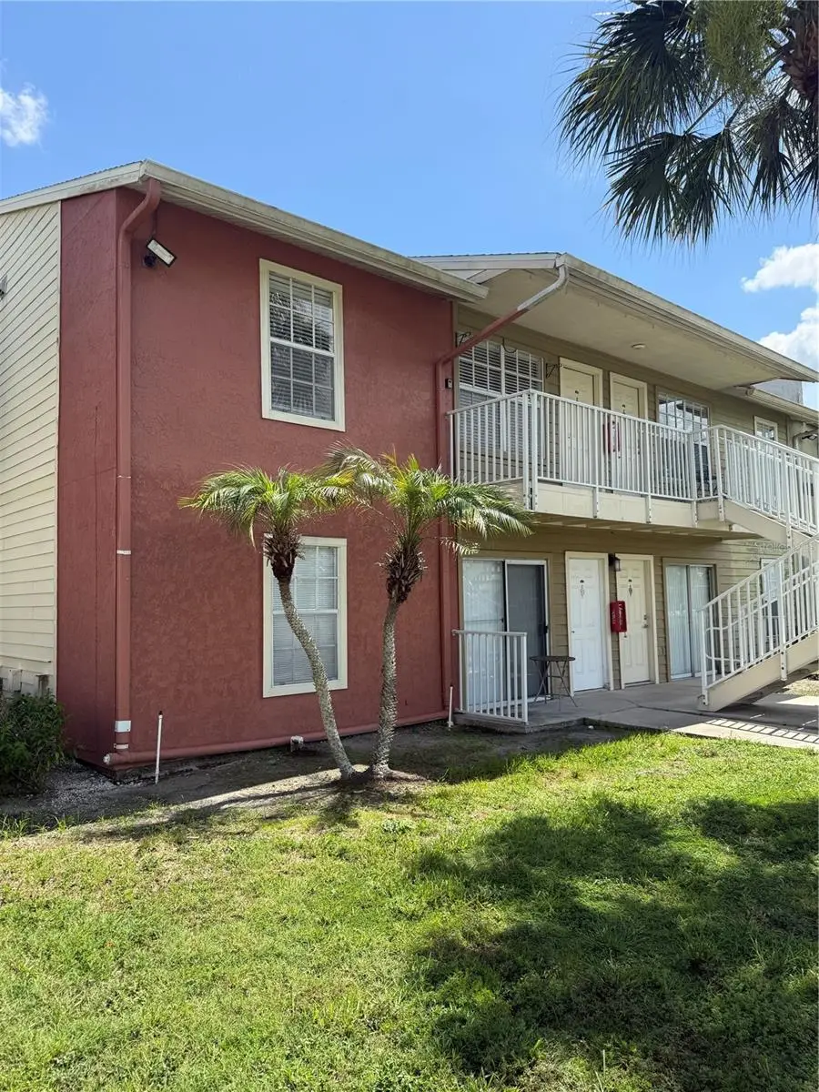 220 Lake Parsons Green, FL