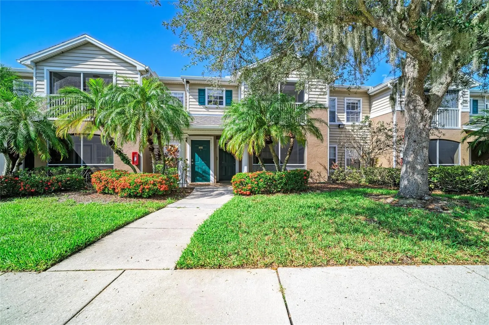 8932 Manor Loop, FL