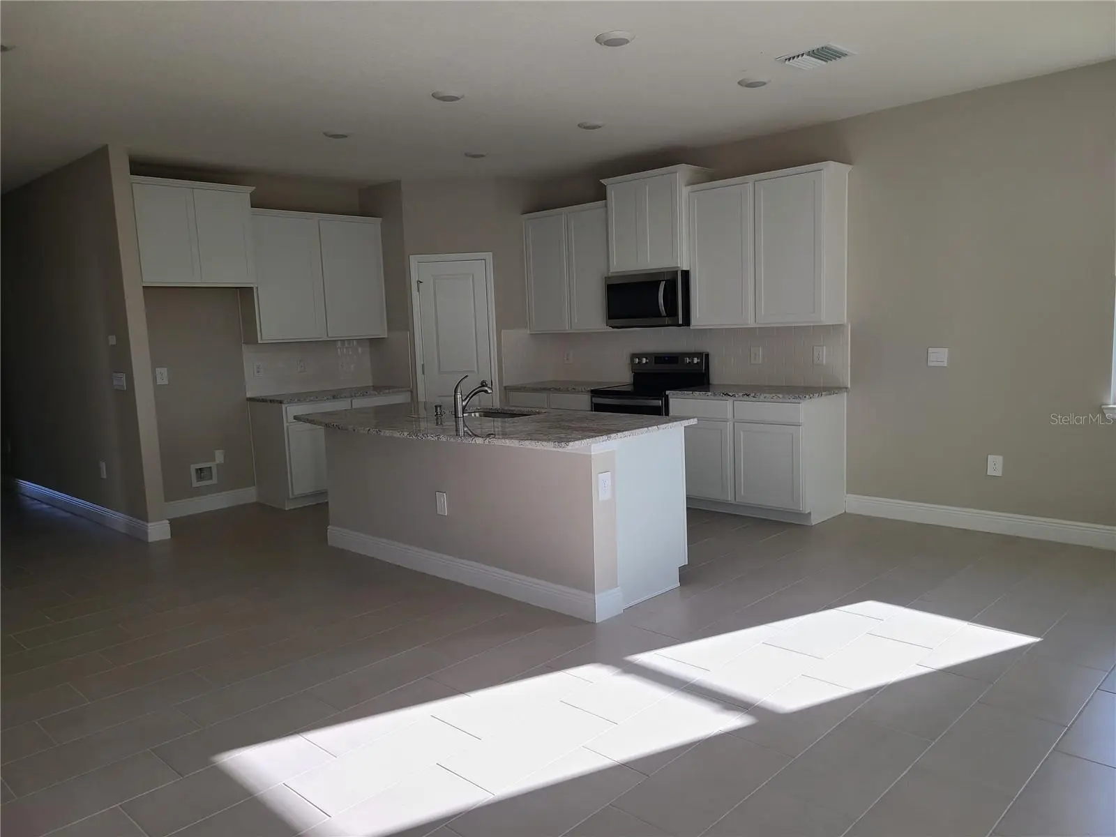 17758 Cantarina Cove, FL