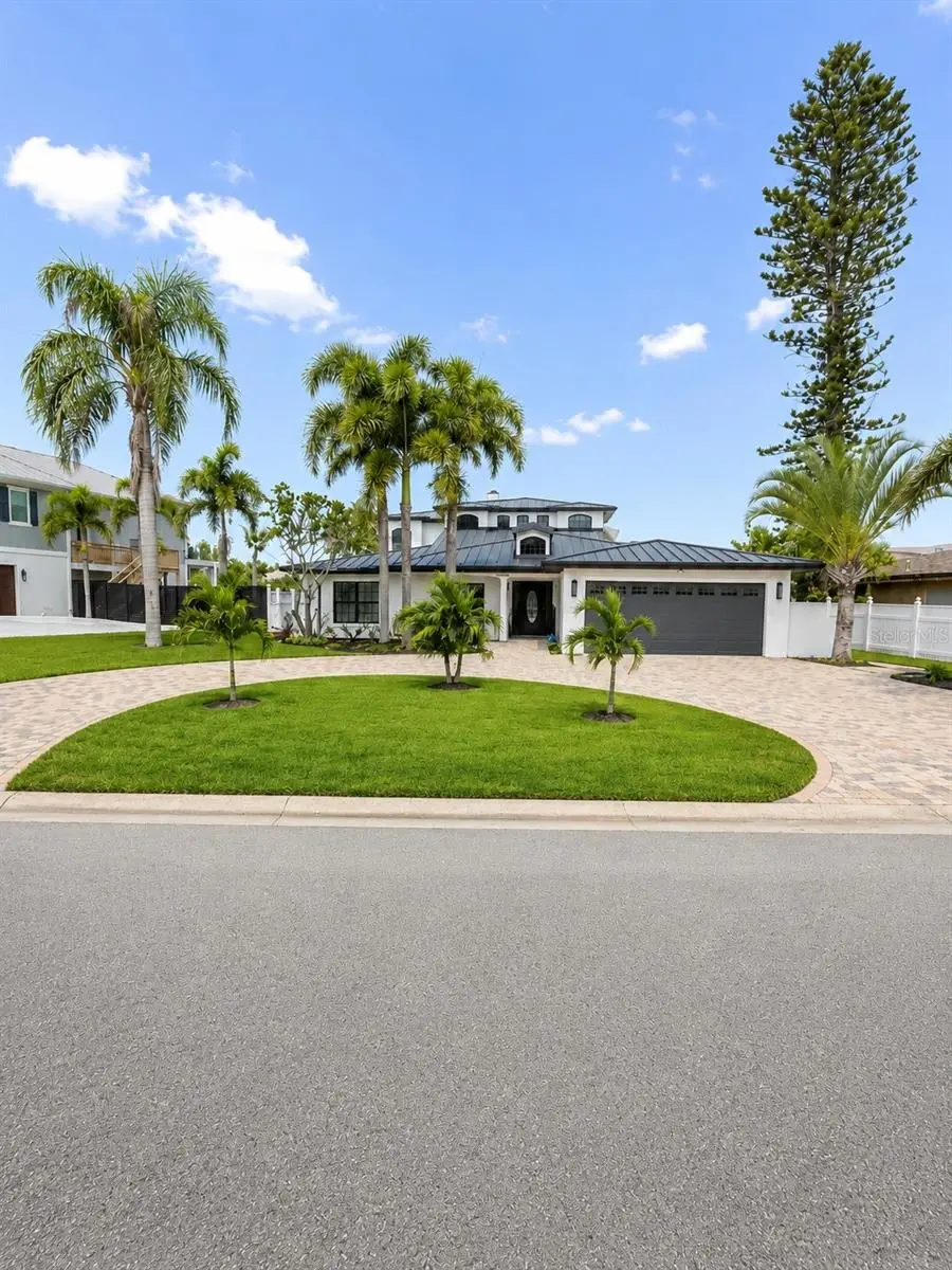 452 Bath Club Boulevard, FL