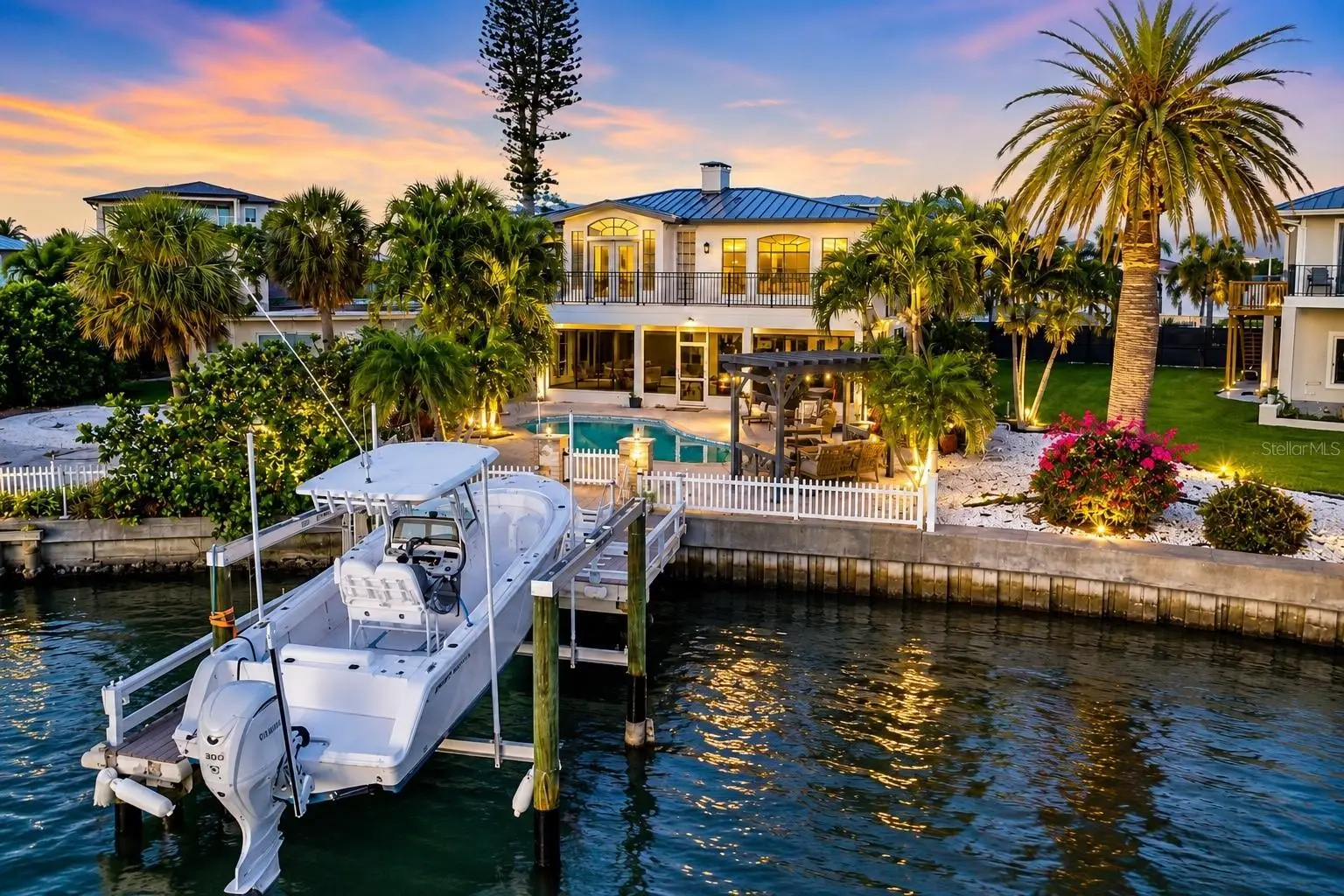 452 Bath Club Boulevard, FL
