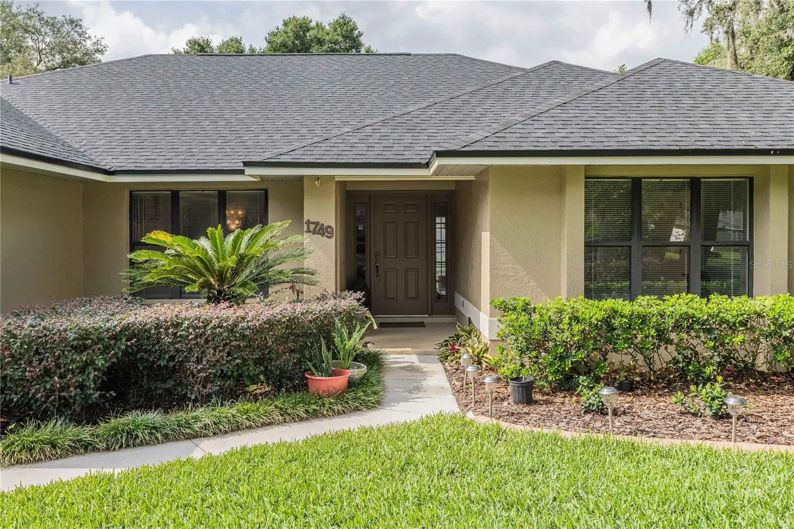 1749 Lady Bowers Trail, FL