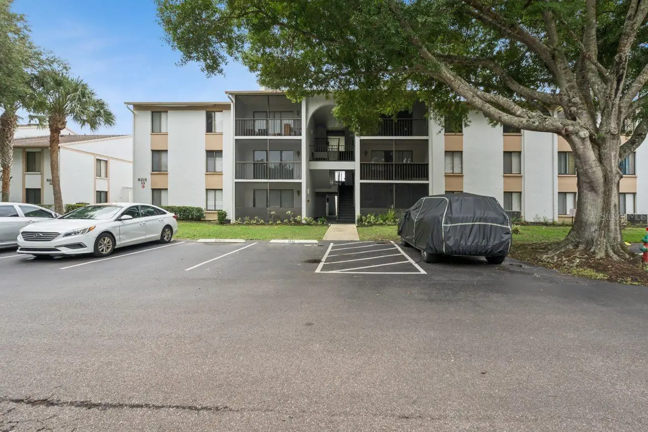 8215 Sun Spring Circle, FL