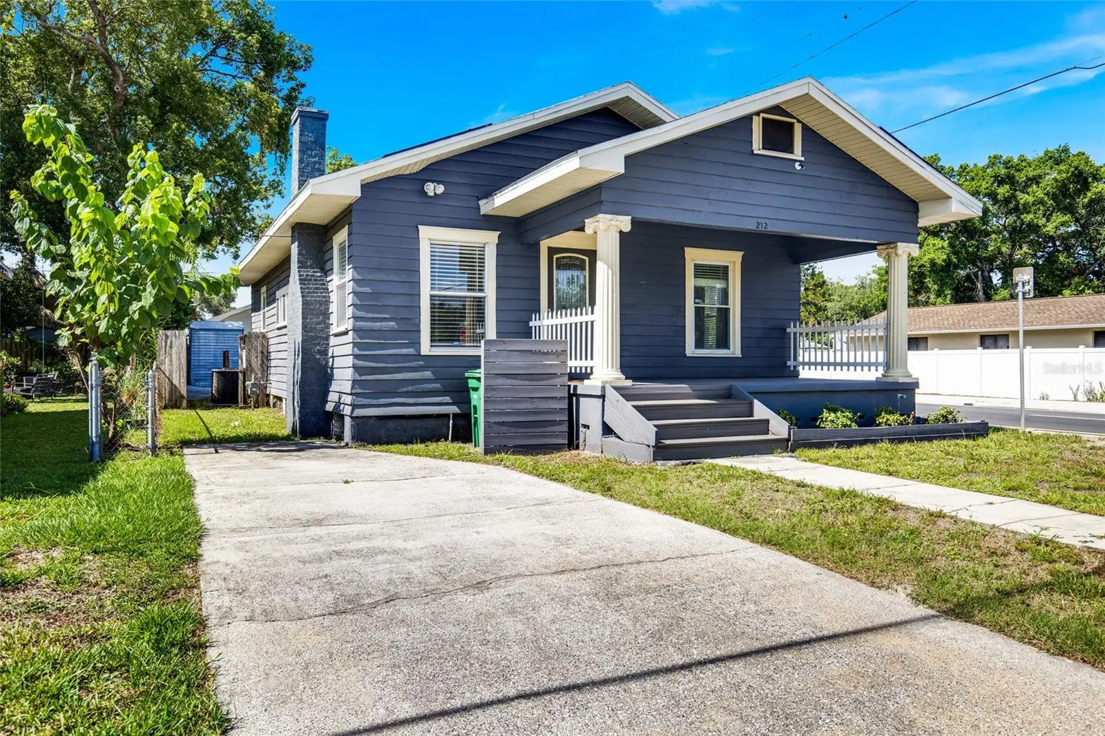 212 Genesee Street, FL