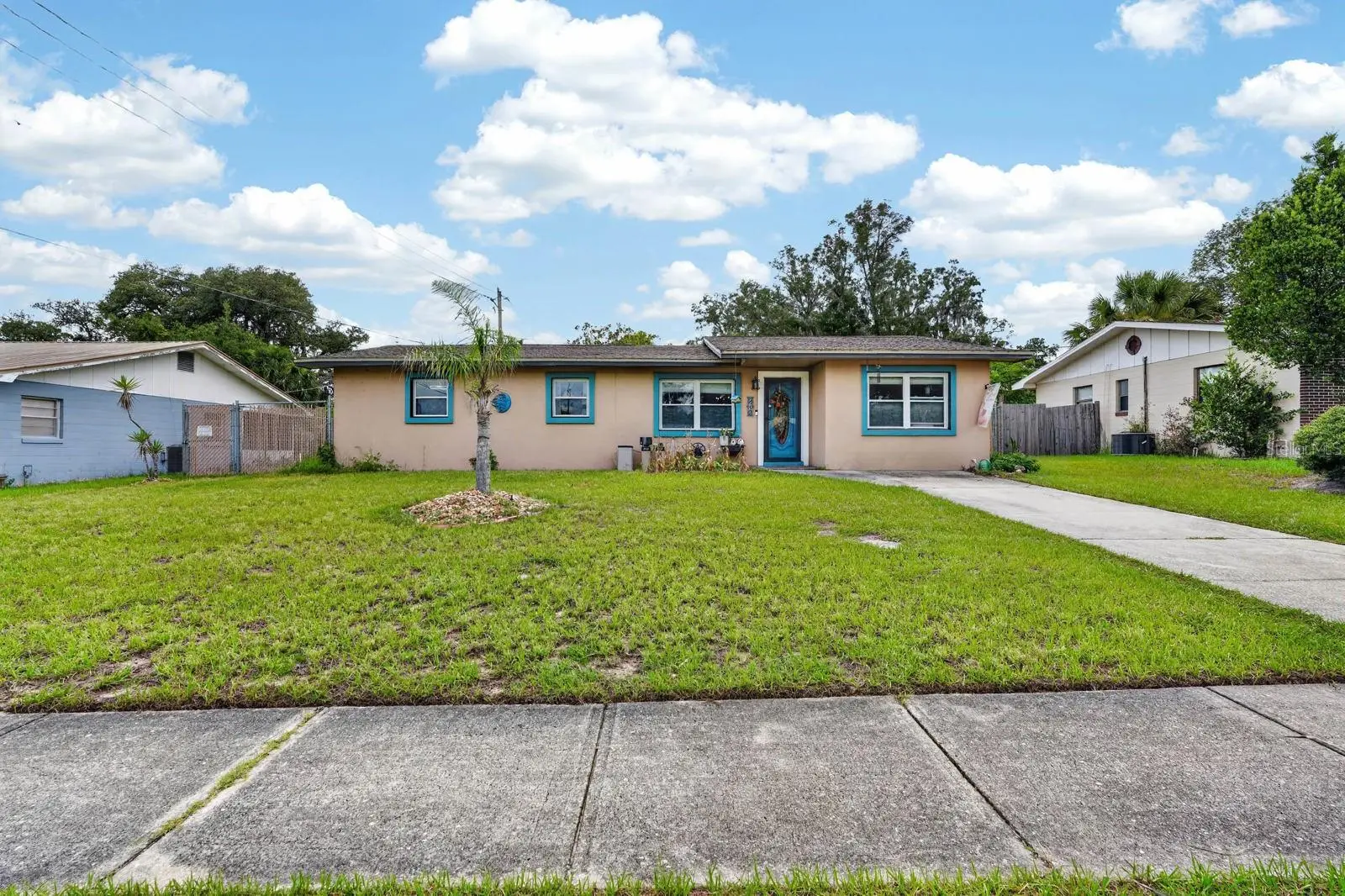 212 Mimosa Drive, FL