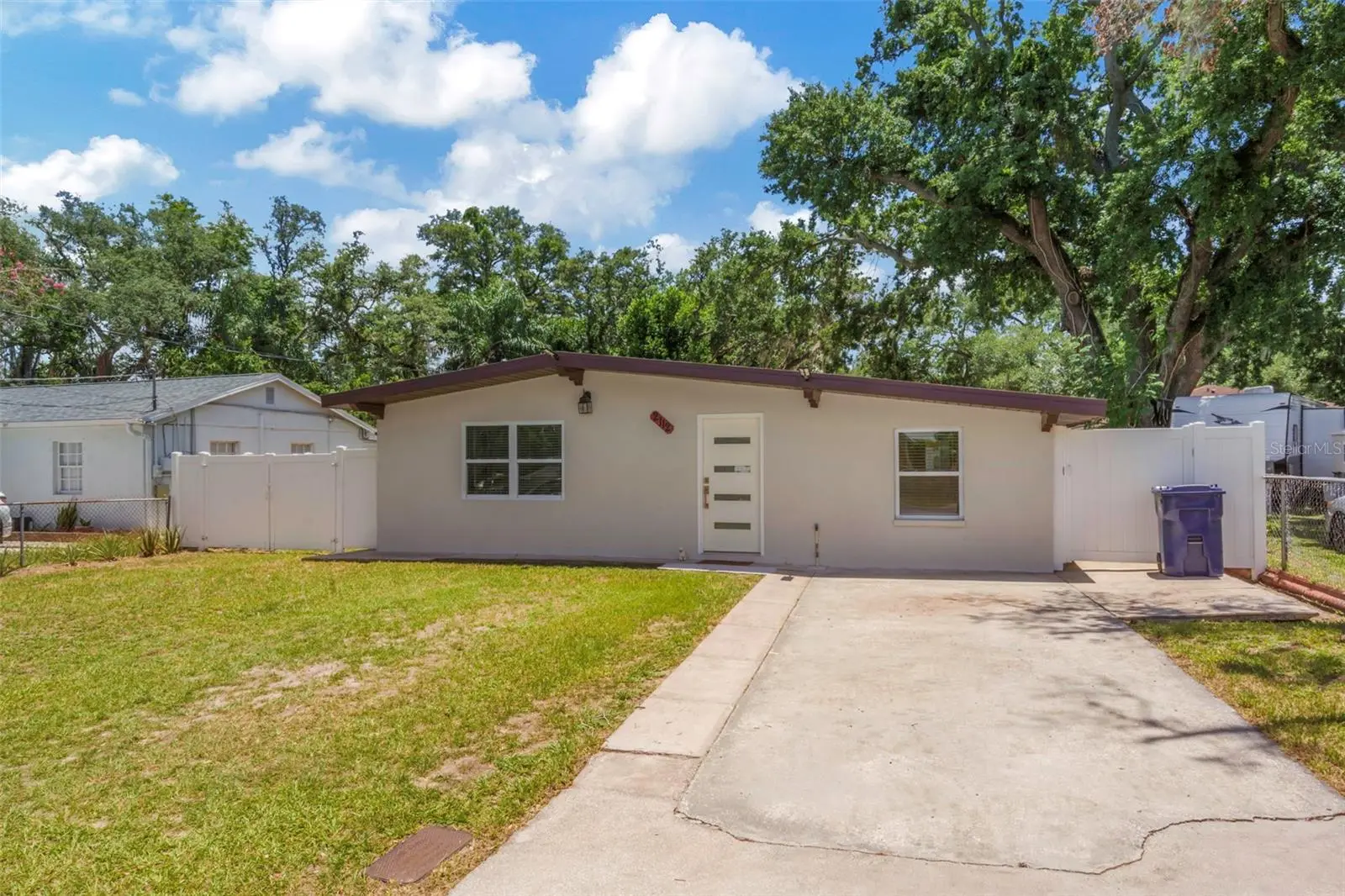 2112 Idlewild Avenue, FL