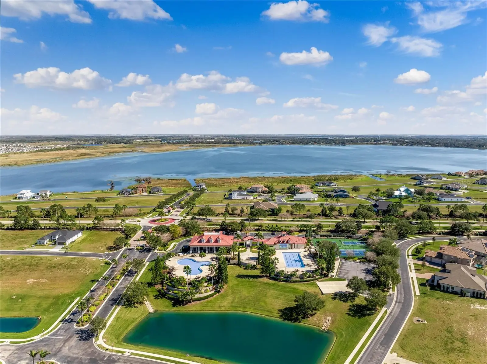 535 Adams View Lane, FL