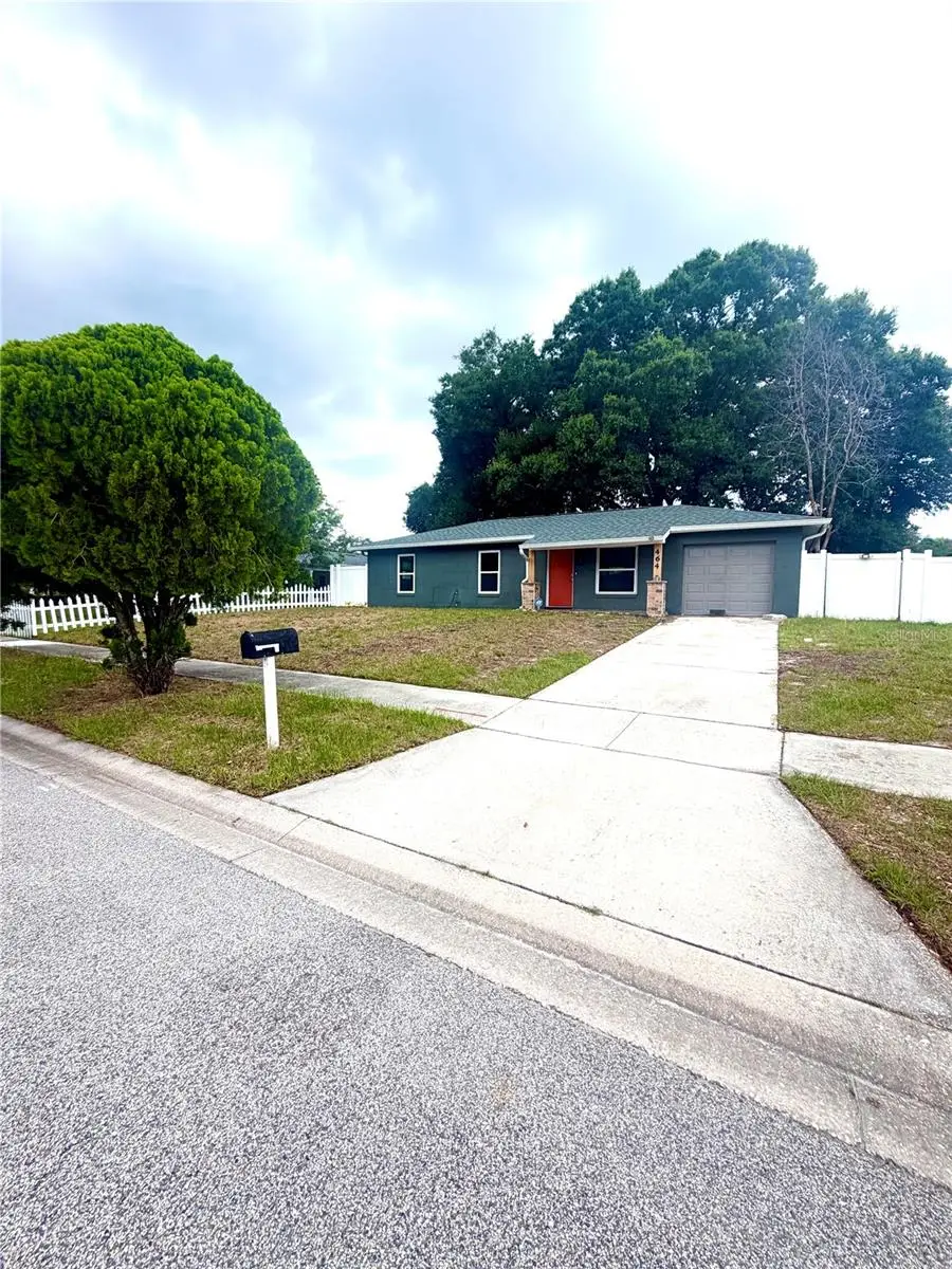464 New Meadows Court, FL