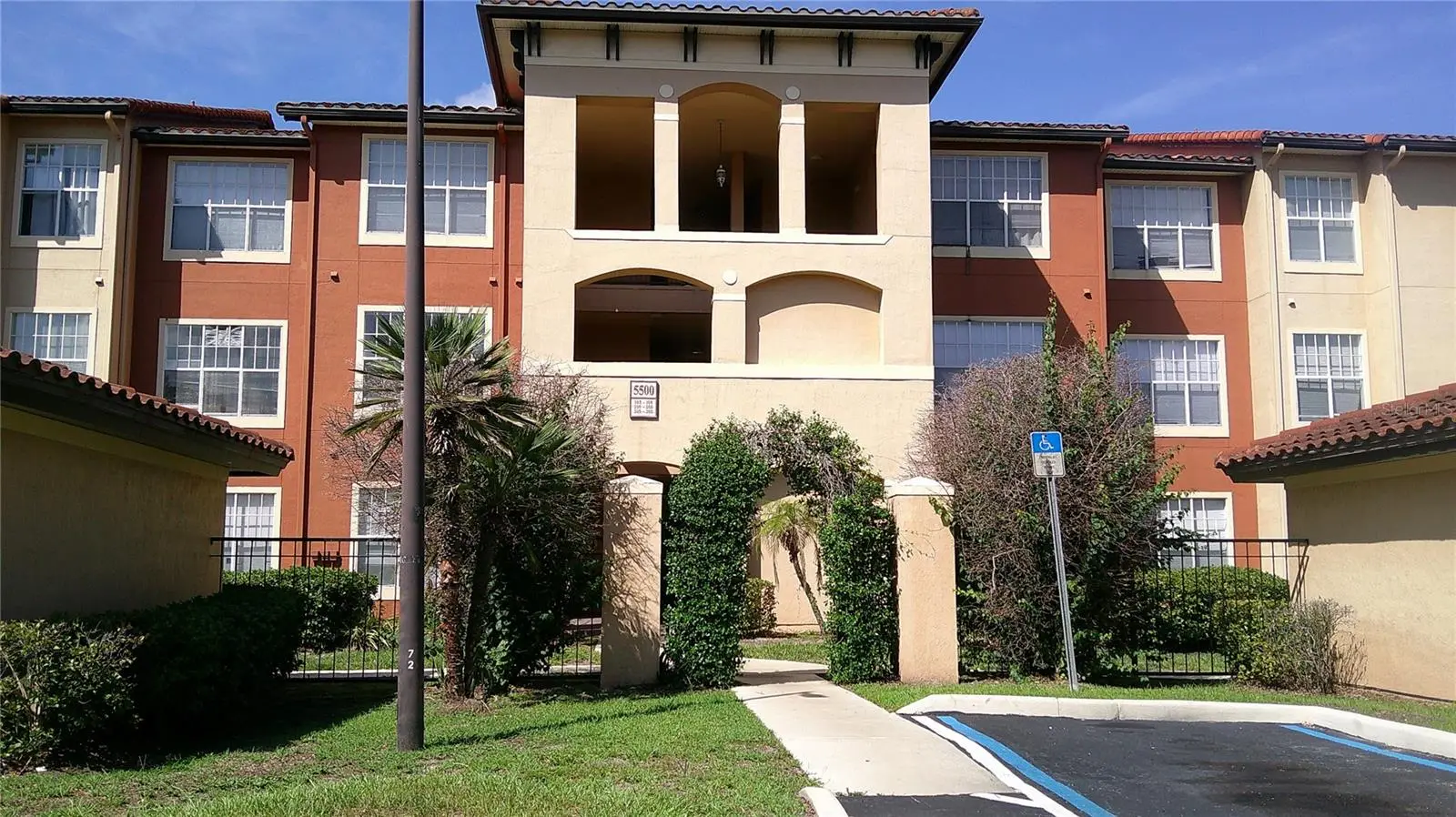 5500 Metrowest Boulevard, FL