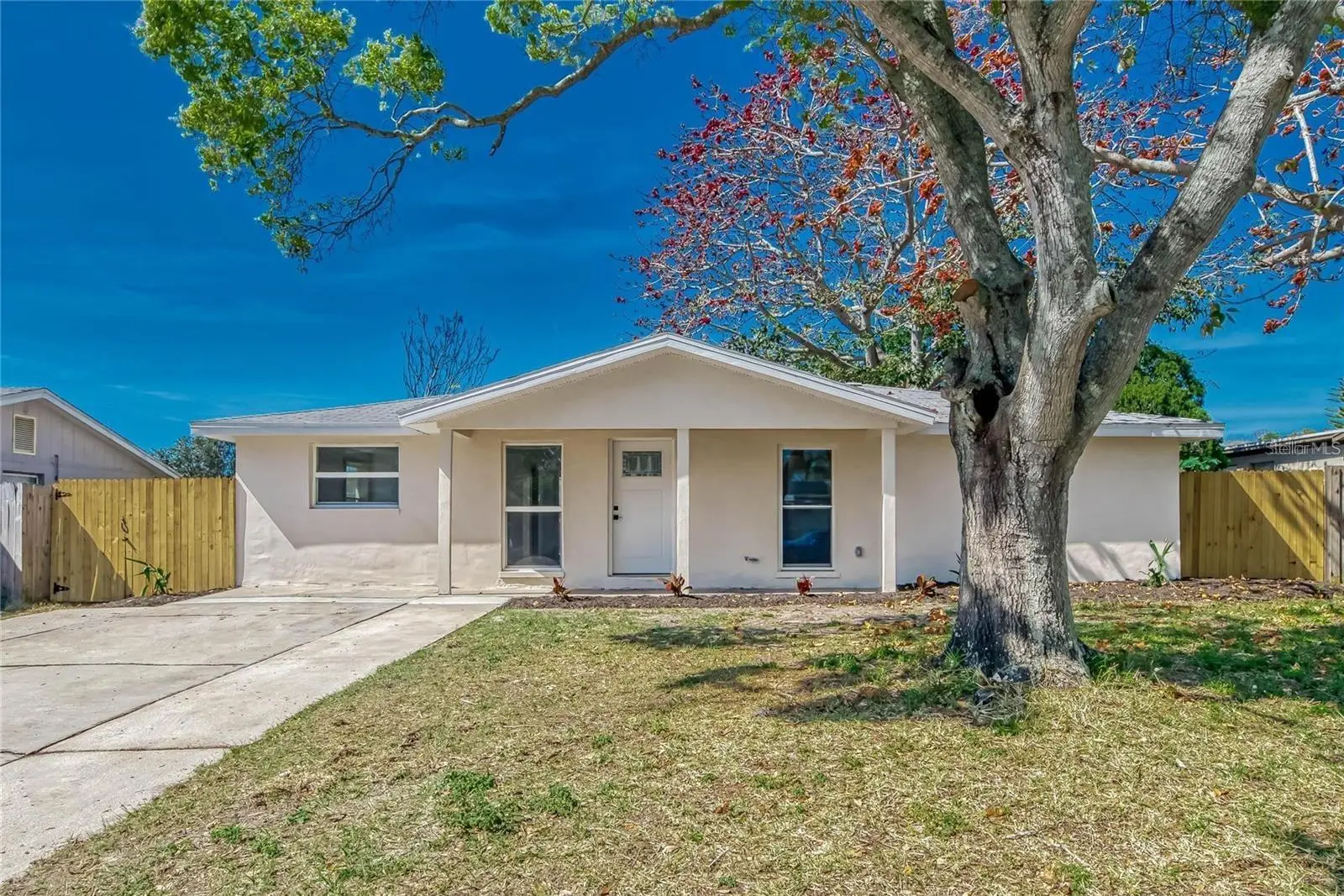1300 Melonwood Avenue, FL