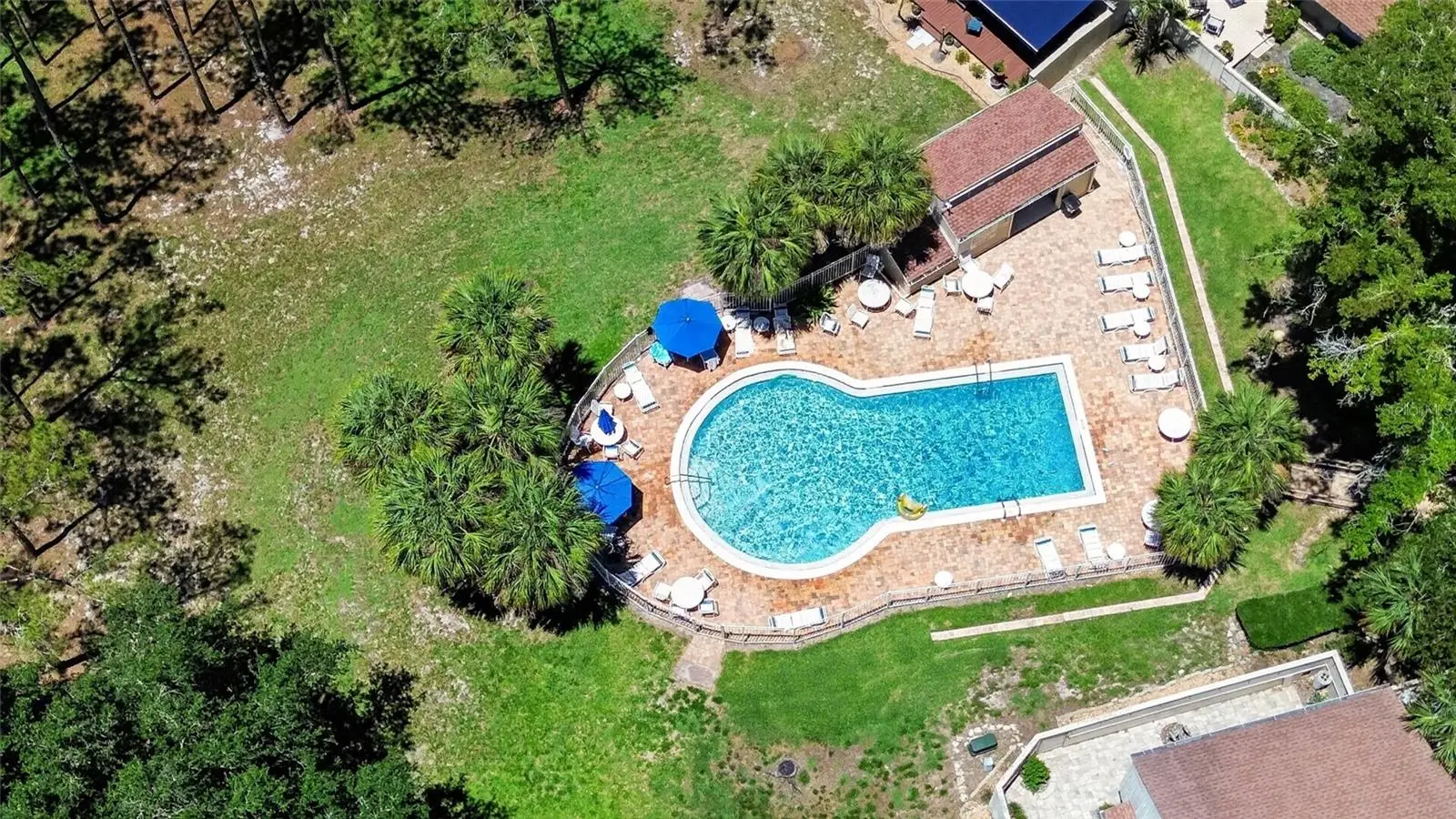 100 Hidden Oak Drive, FL