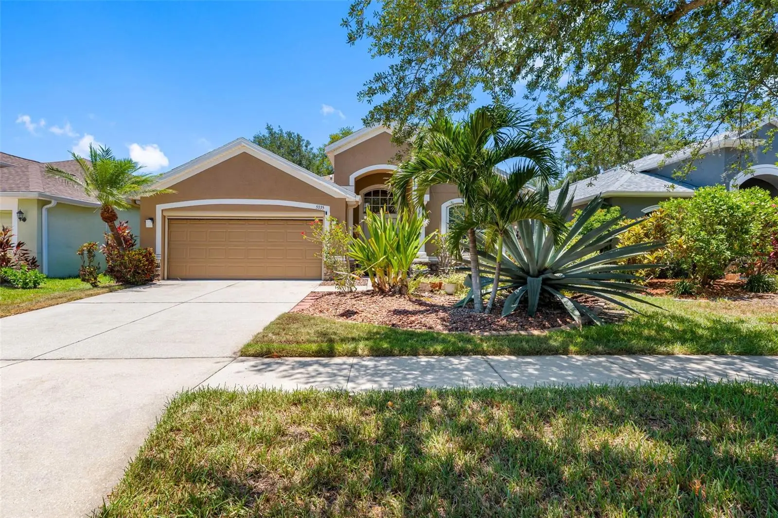 5335 Clover Mist Drive, FL