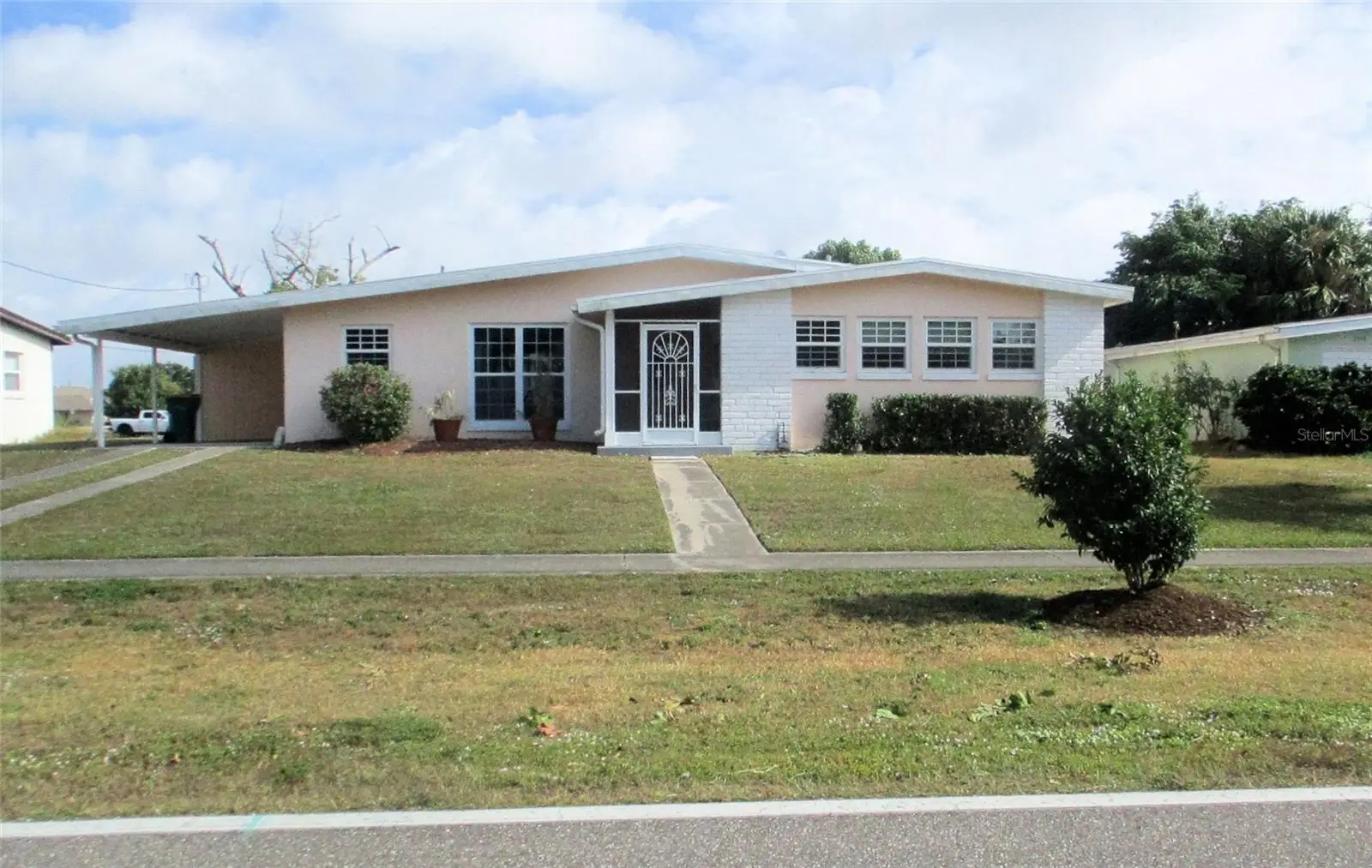 2440 Elkcam Boulevard, FL