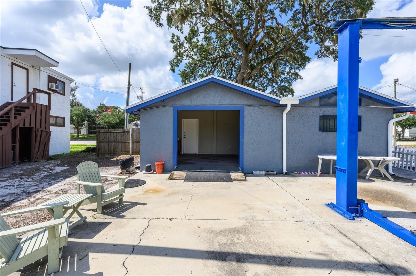 377 State Road 434, FL