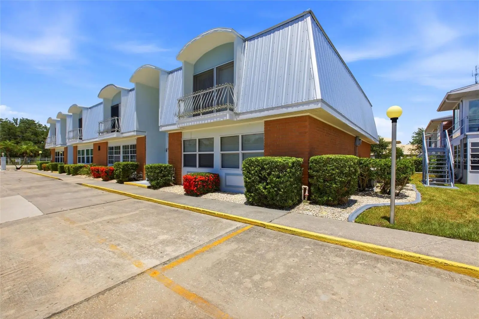 22333 Edgewater Drive, FL