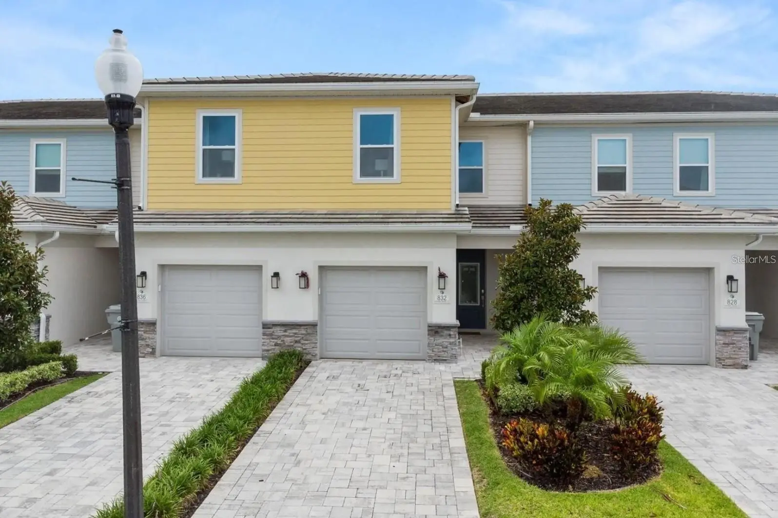 832 Driving Range Court, FL