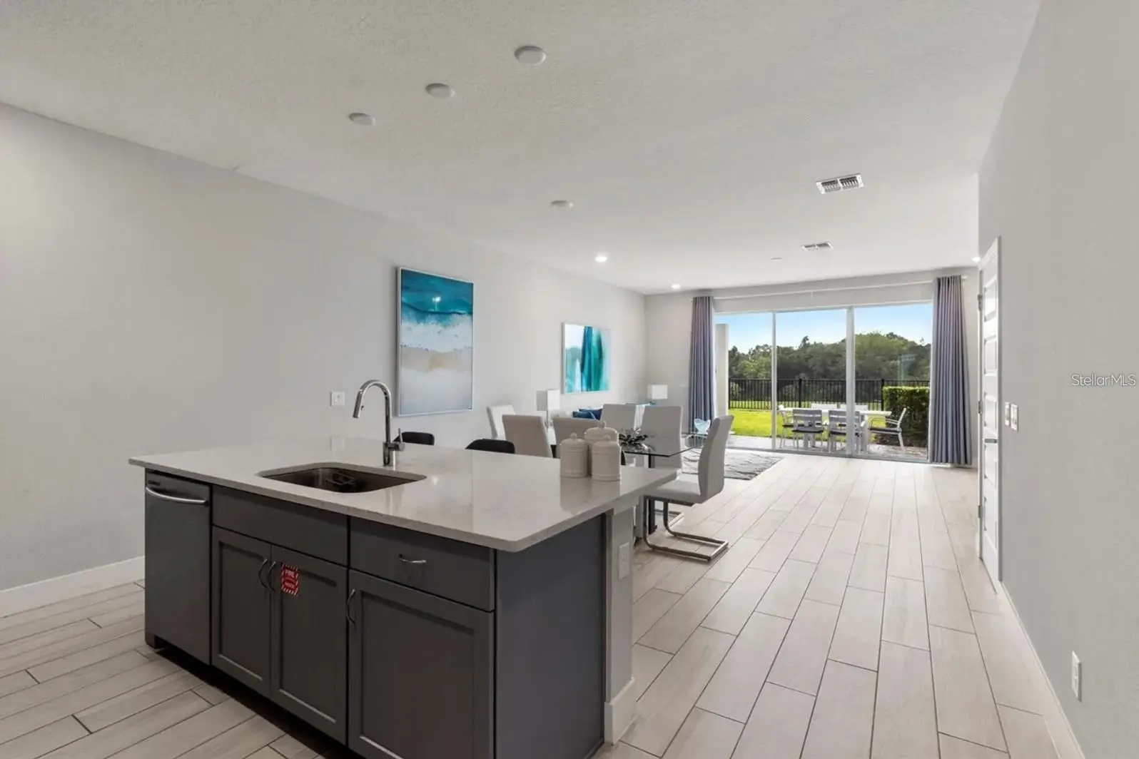 832 Driving Range Court, FL