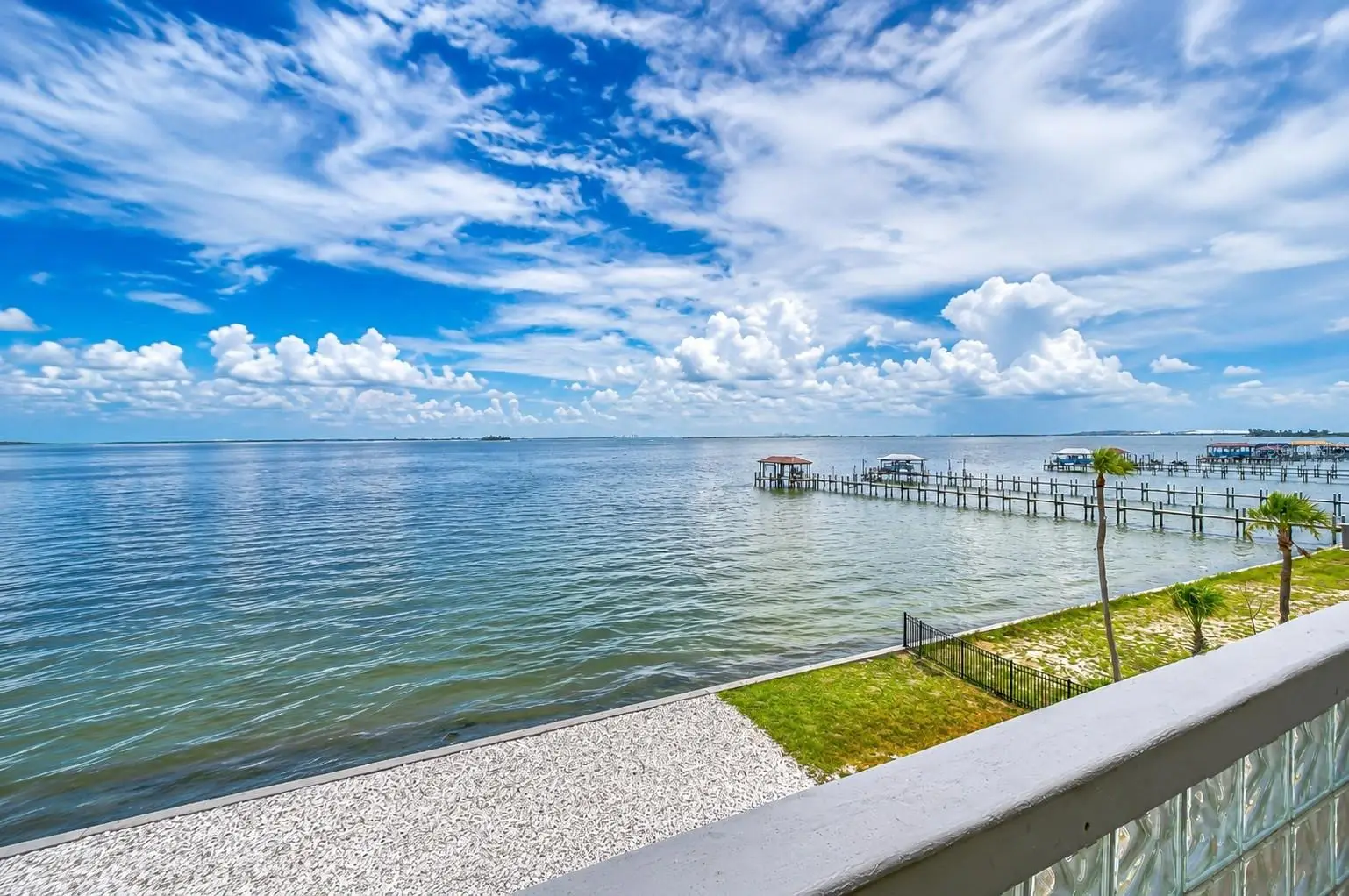 6504 Surfside Boulevard, FL
