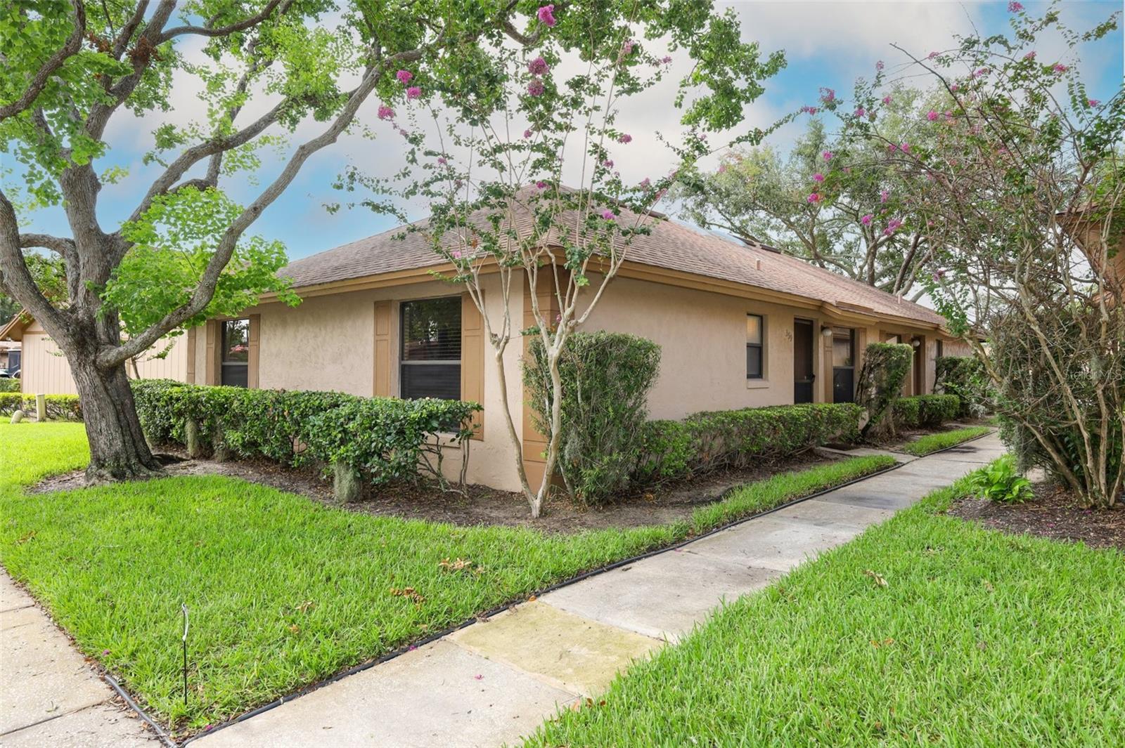359 Douglas Way, FL
