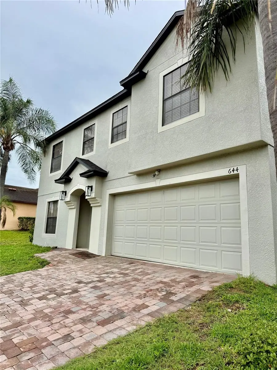 644 Savannah Preserve Loop, FL