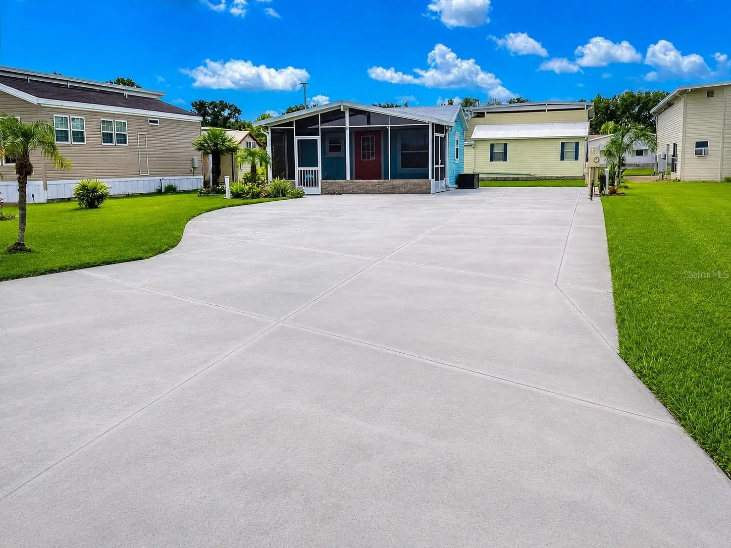 5245 Island View Circle, FL