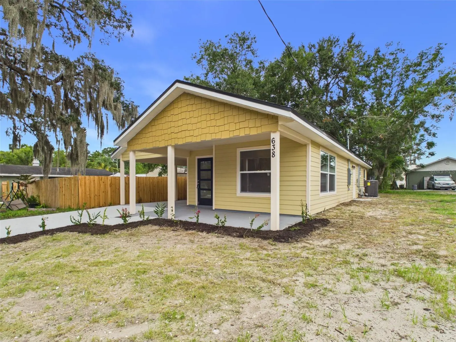638 7th Street, FL