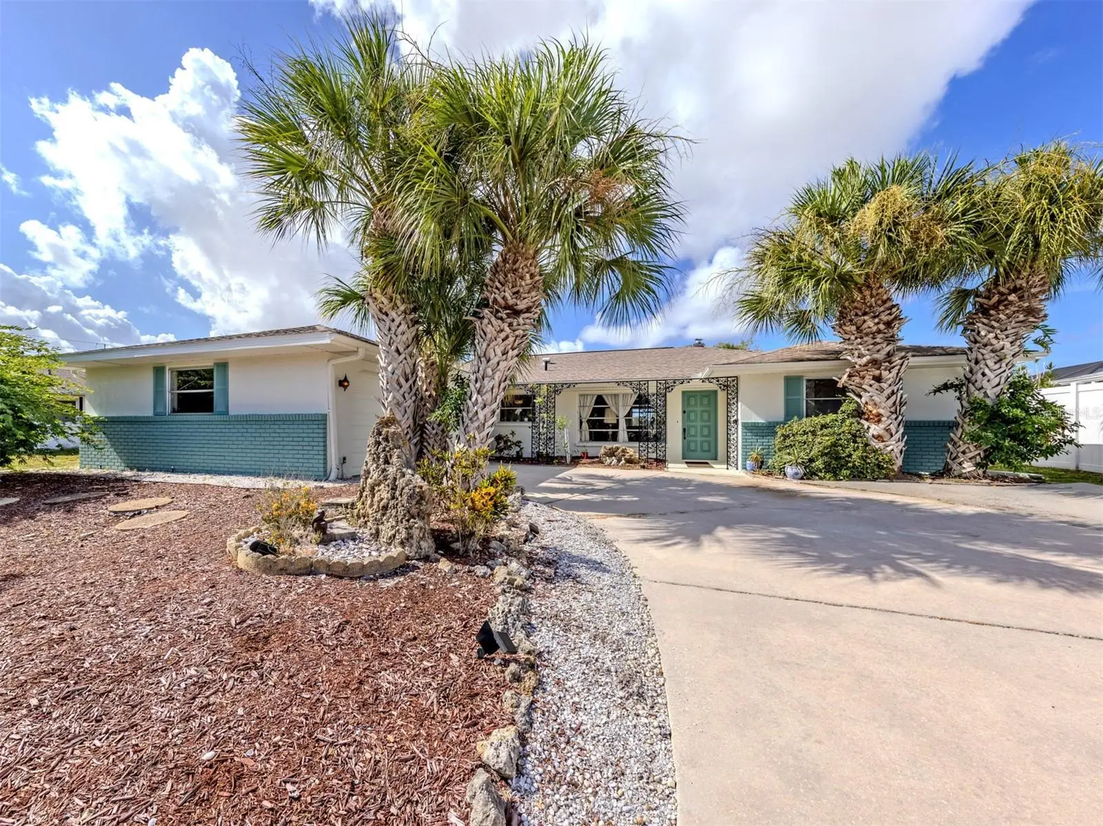 1480 Lakeside Drive, FL