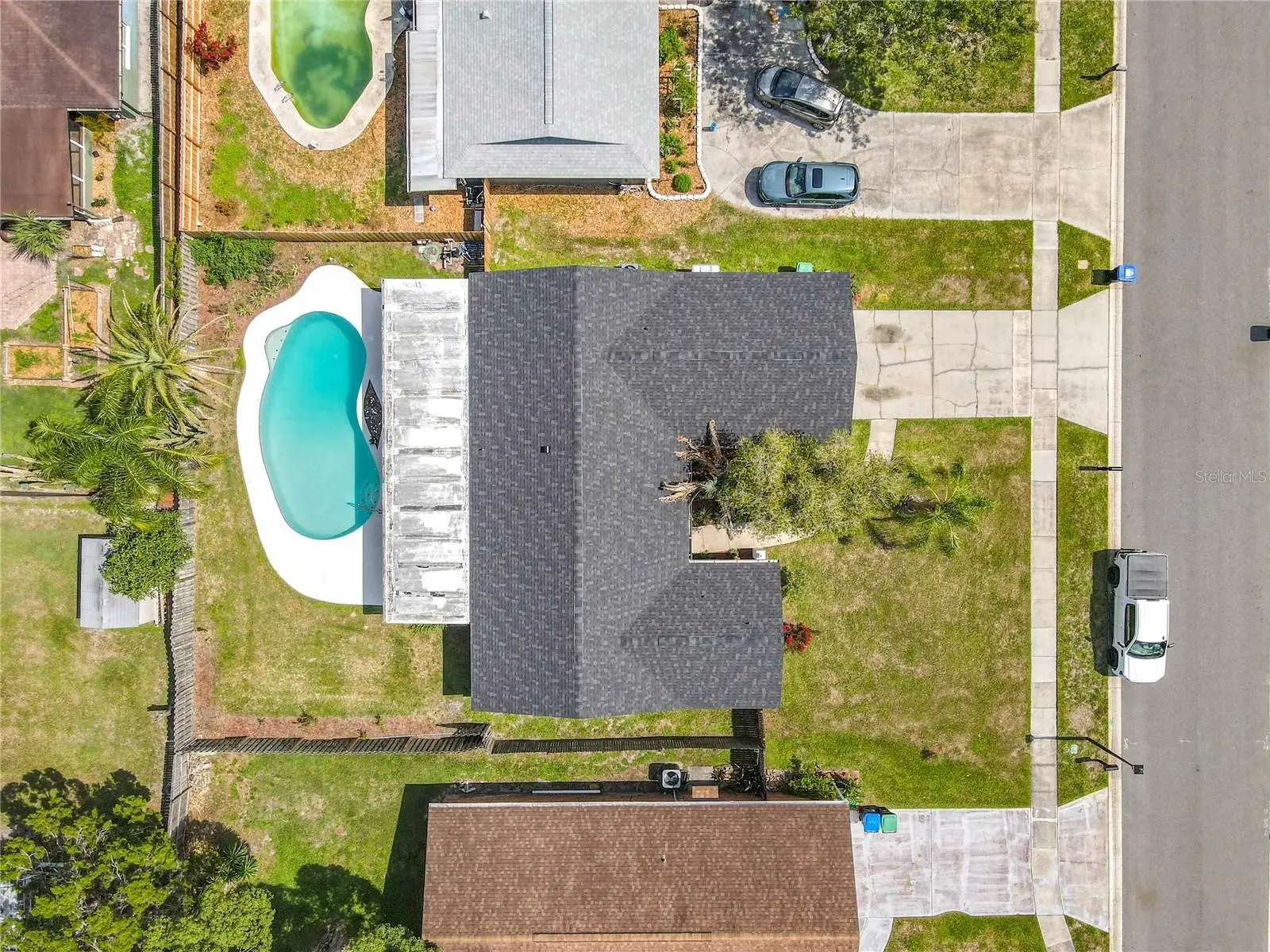 8676 Hillside Drive, FL