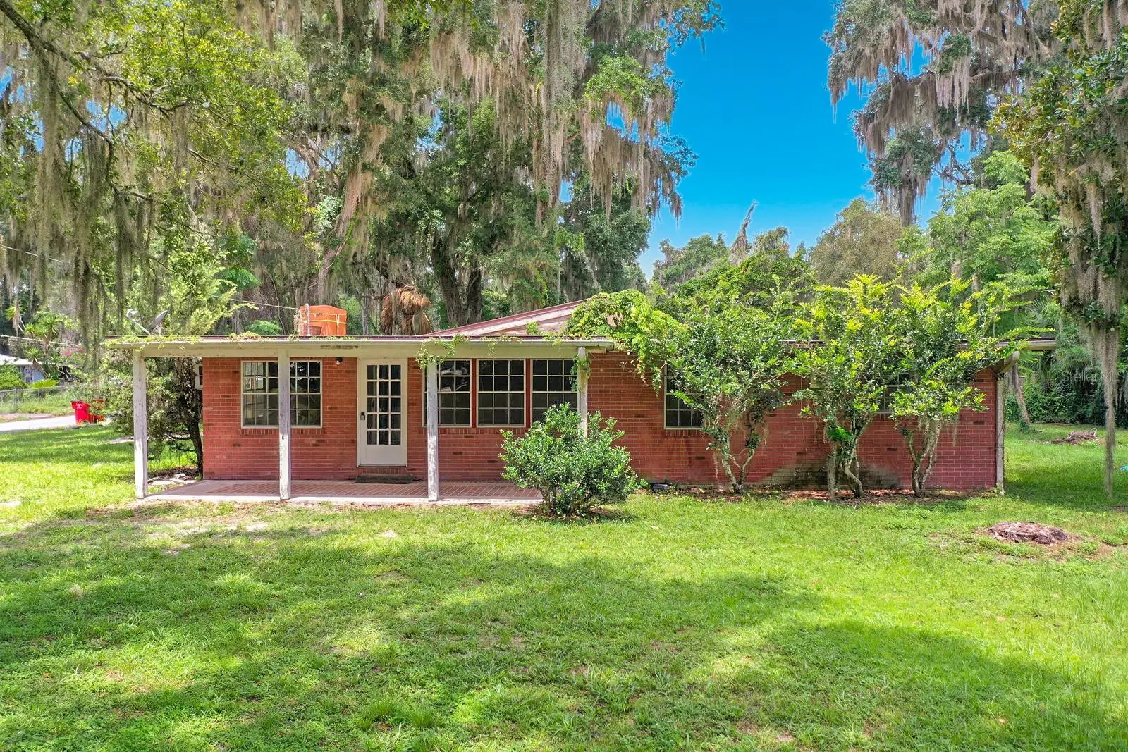 1880 Cr 422, FL