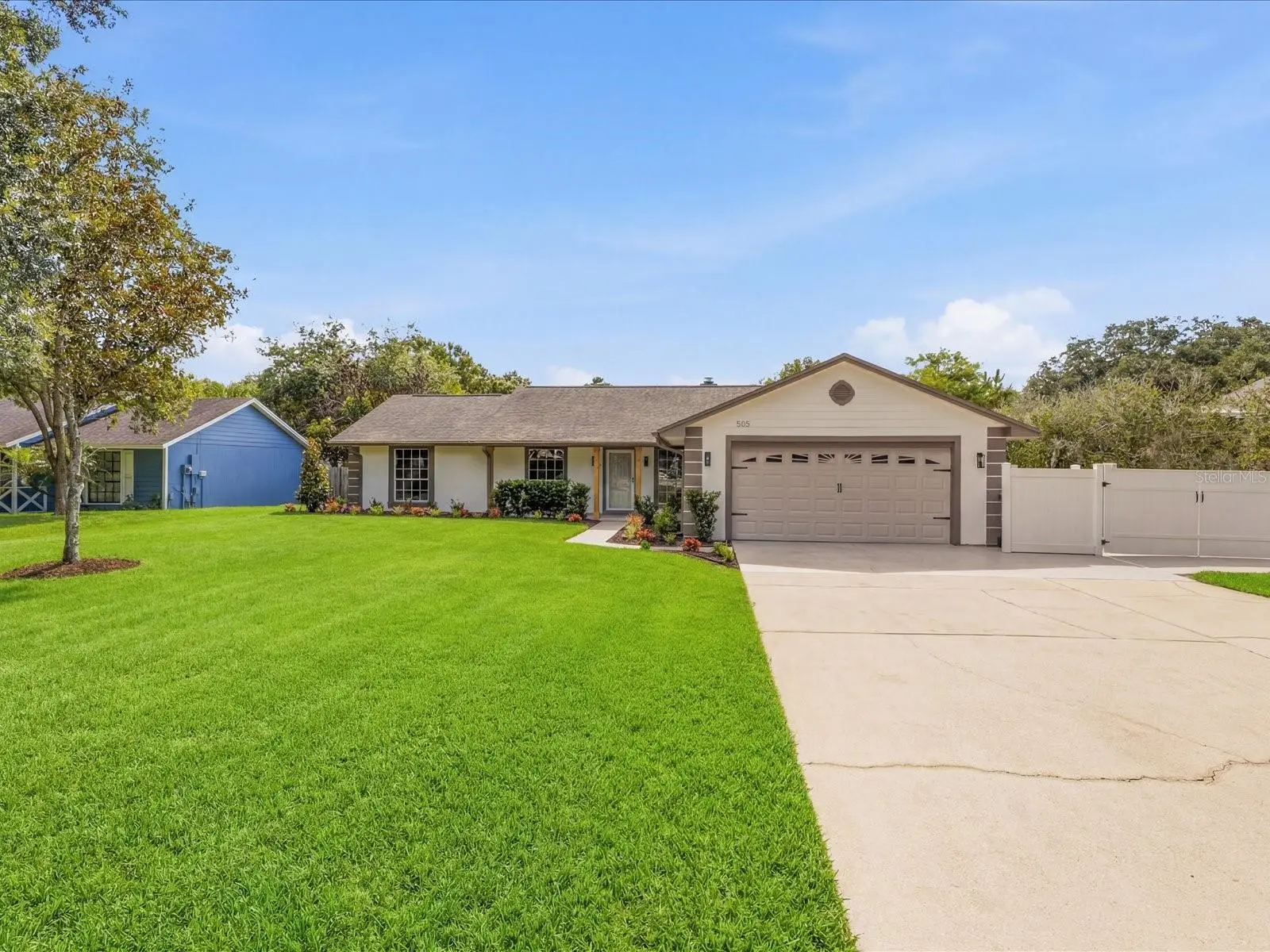 505 Lake Charm Drive, FL