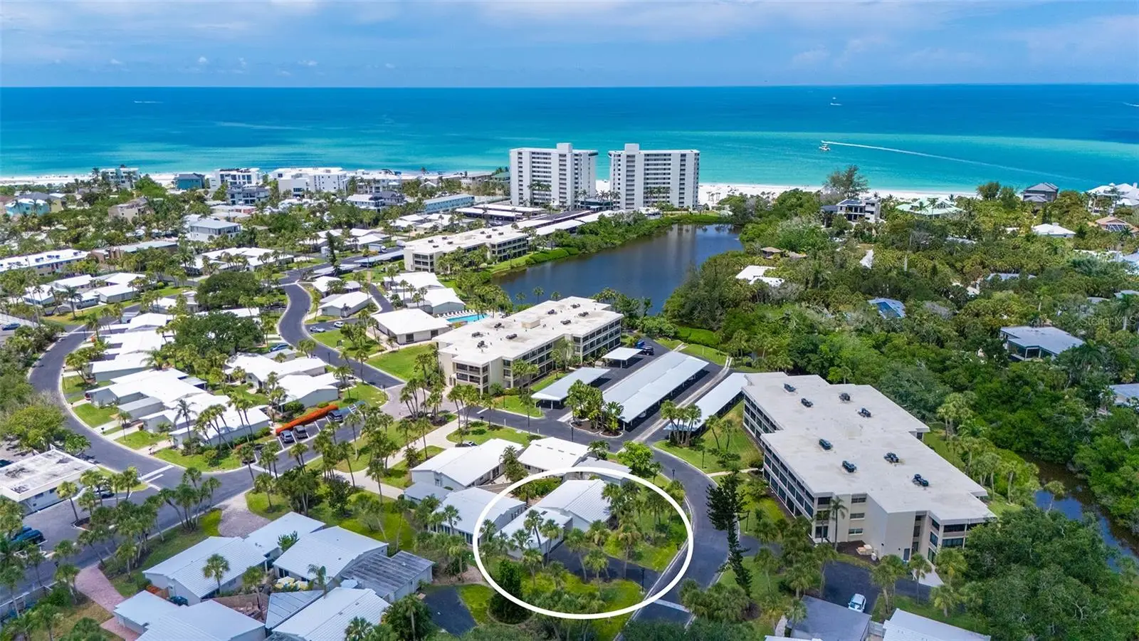 208 Hourglass Way, FL
