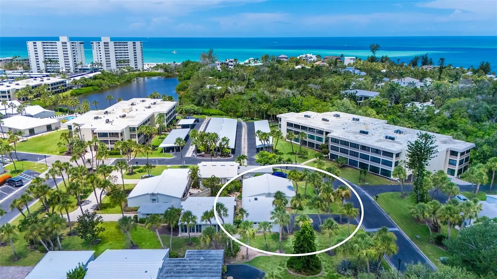 208 Hourglass Way, FL
