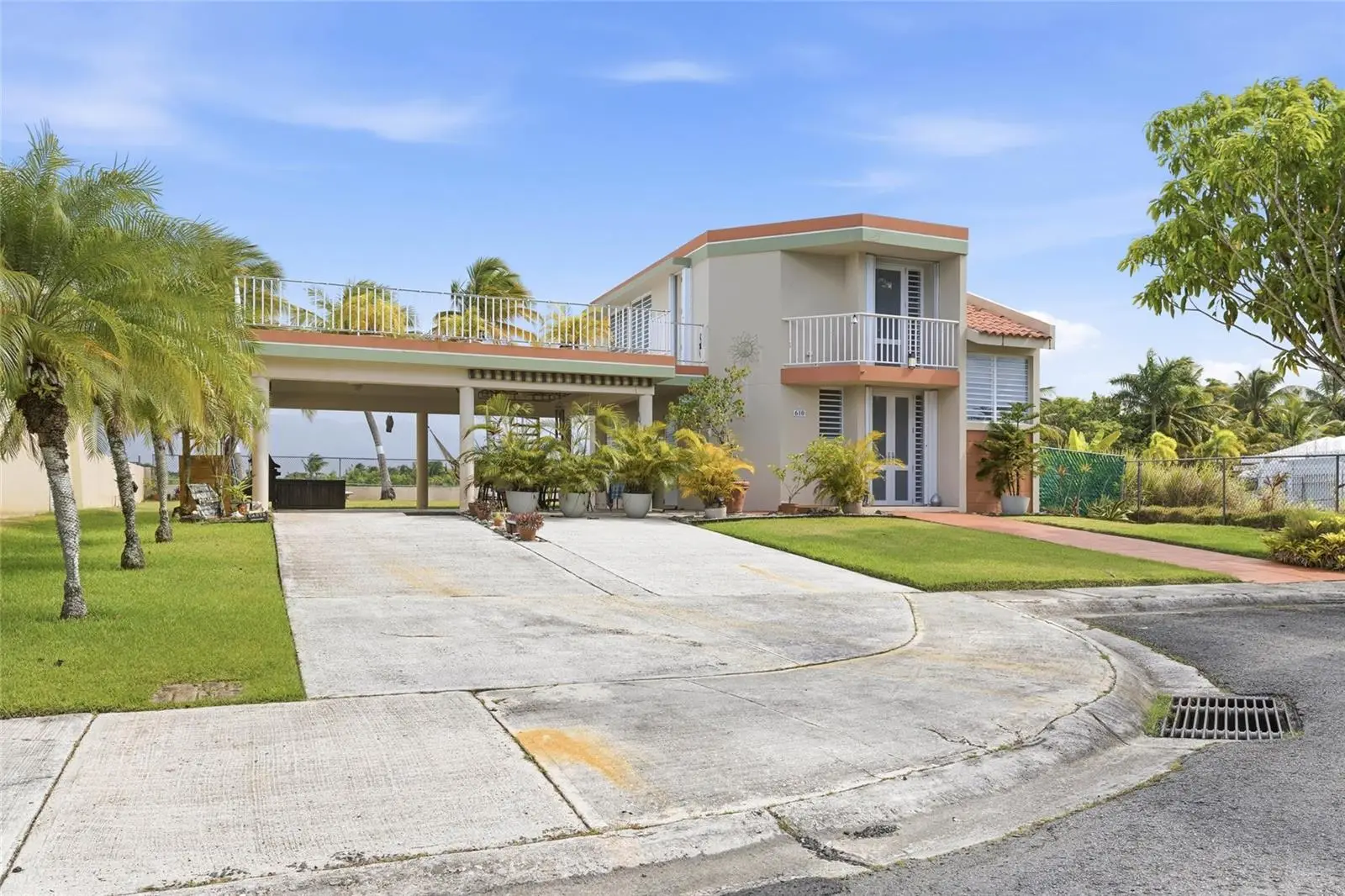 610 Calle Vistamar, PR