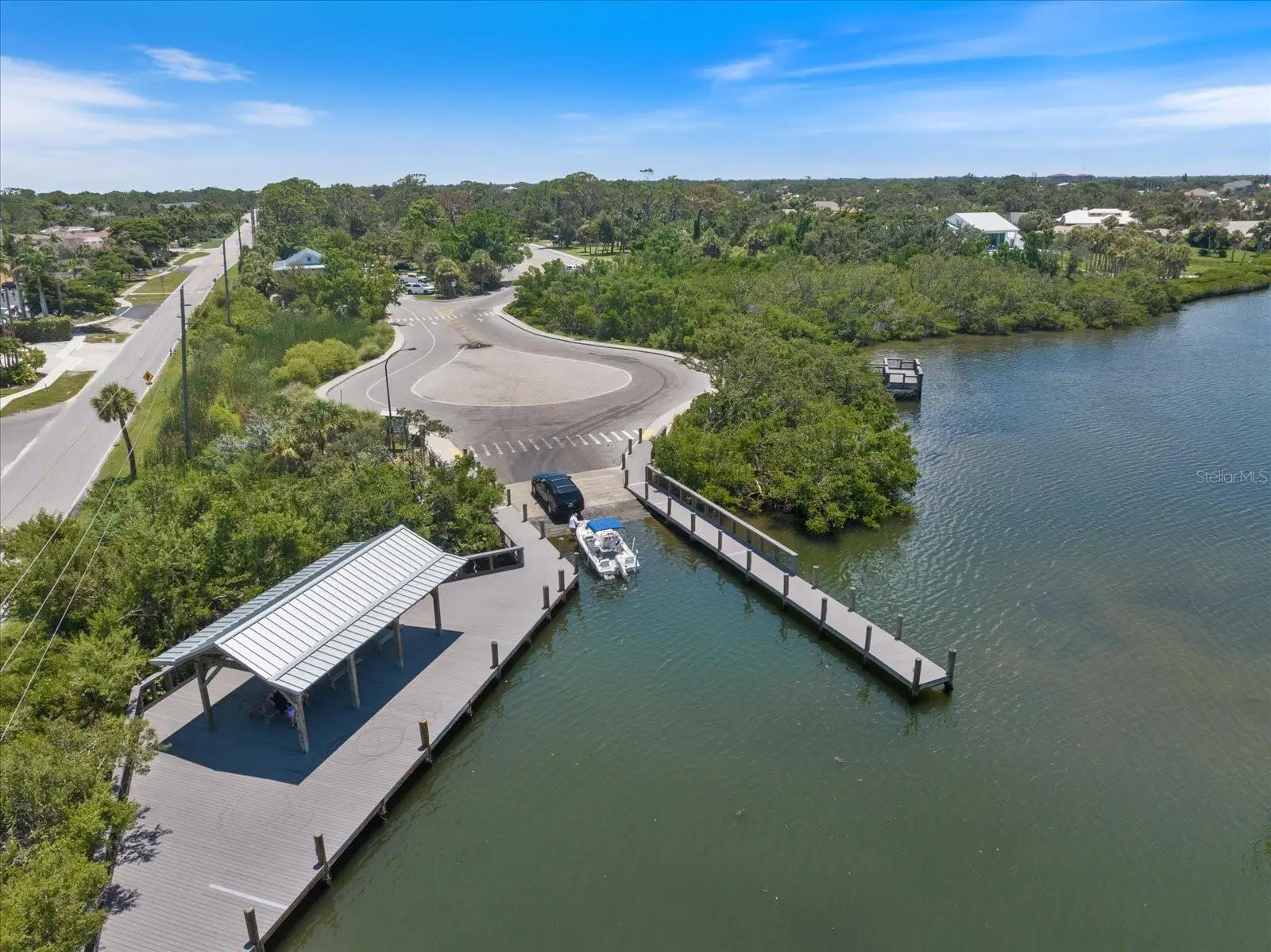 100 Circuit Road, FL