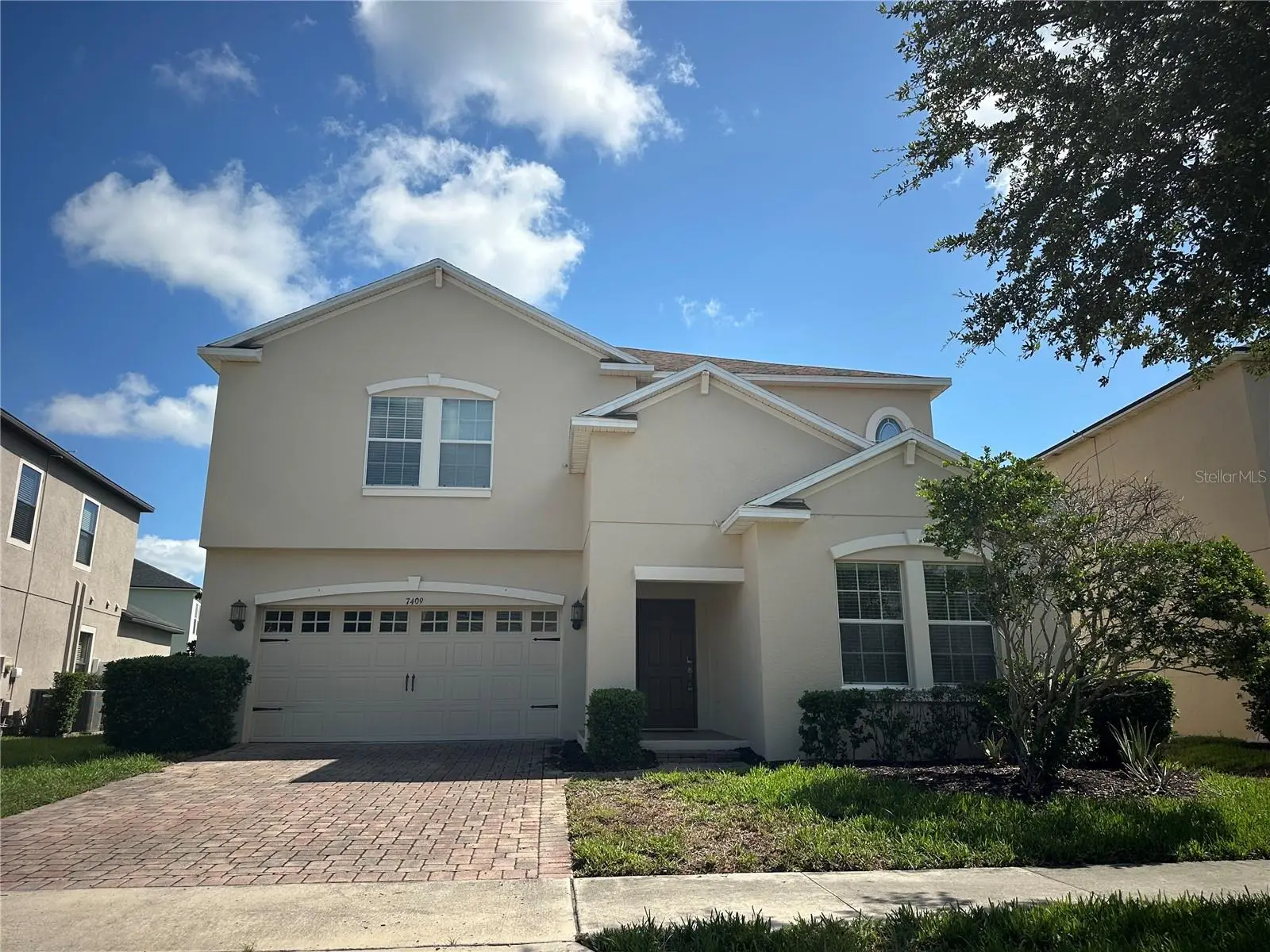 7409 Fairgrove Avenue, FL