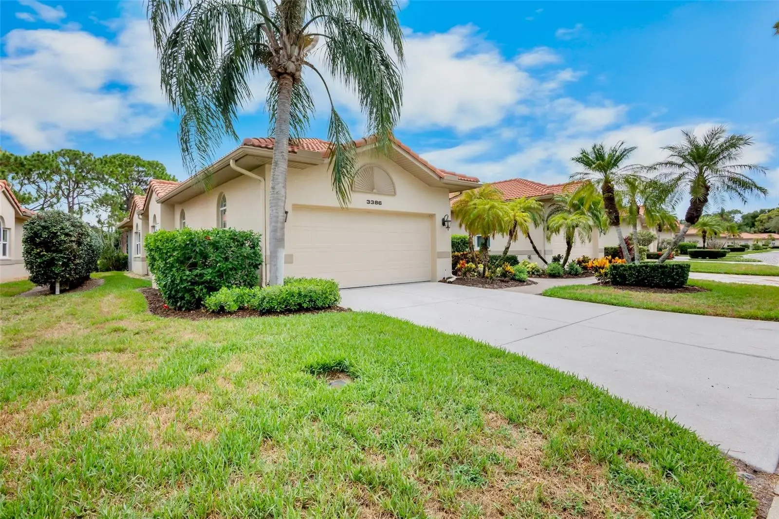 3386 Chelmsford Court, FL