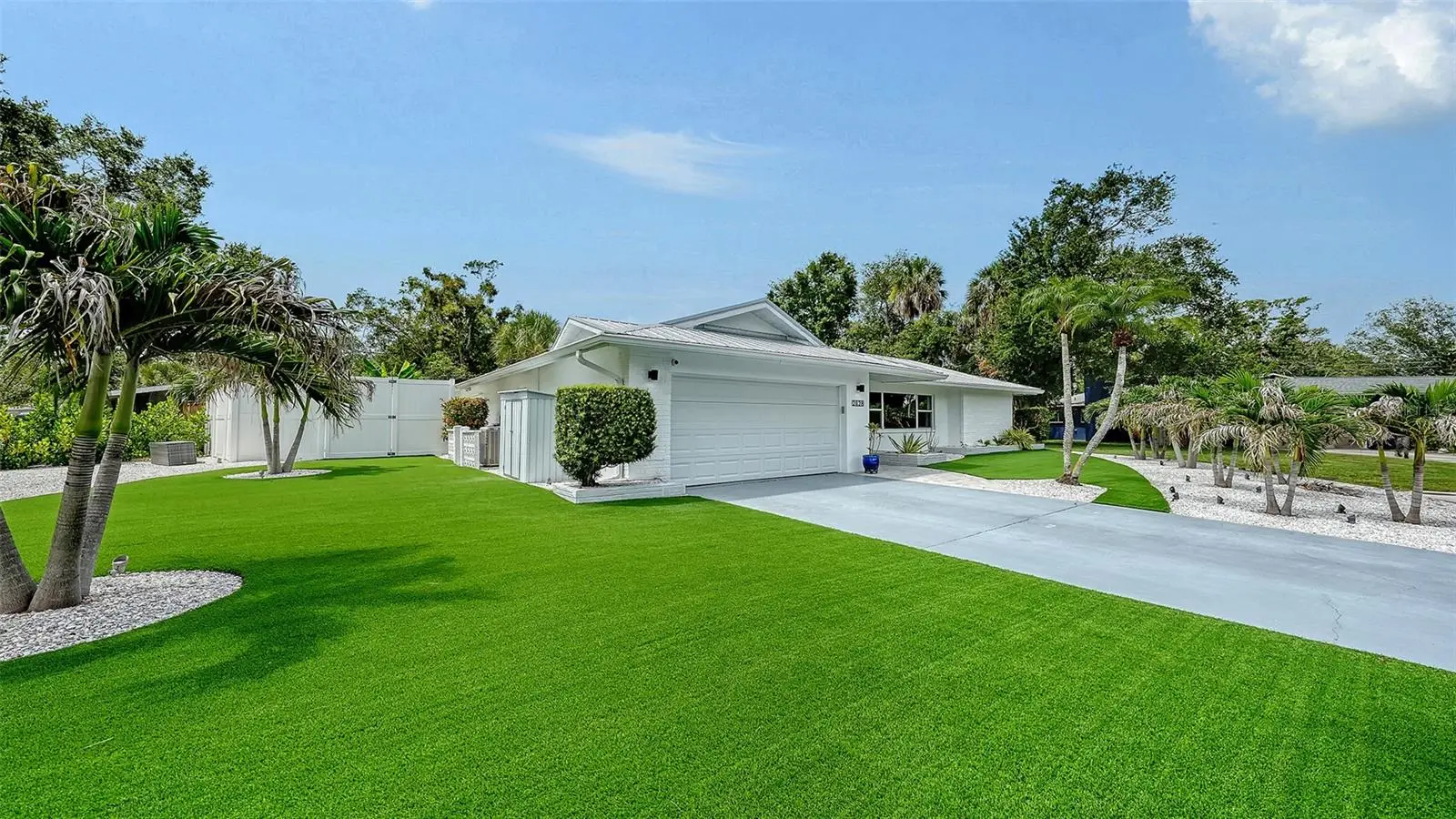 2828 Suncrest Drive, FL