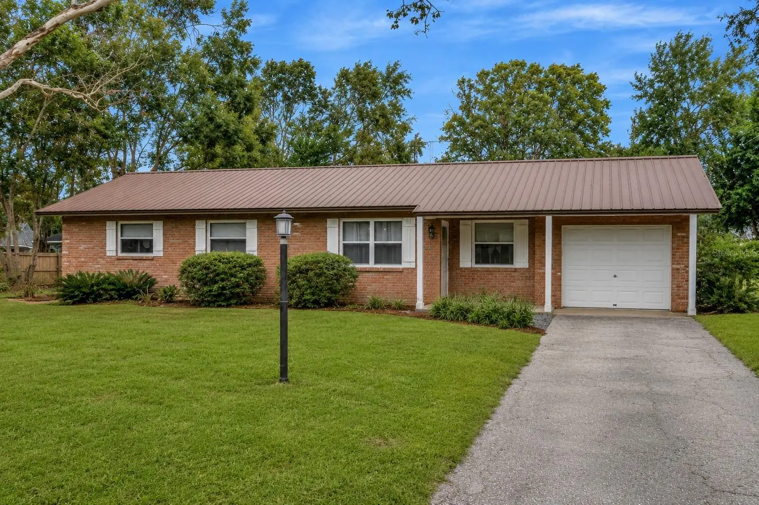 12212 Floral Lane, FL
