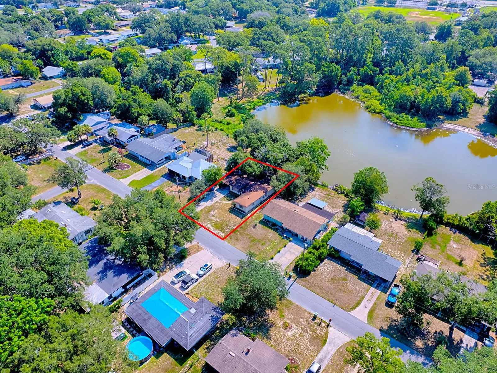 404 Louis Street, FL