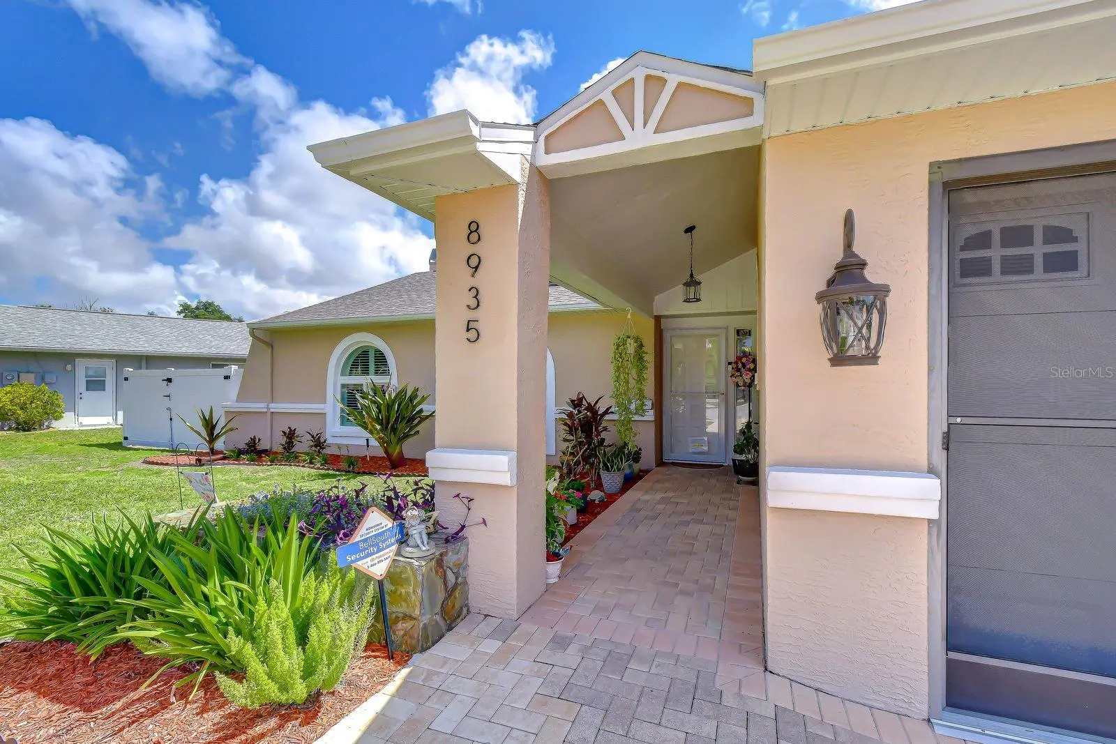 8935 Ruger Drive, FL