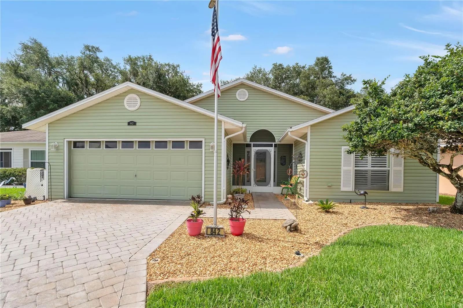 842 Old Oaks Lane, FL
