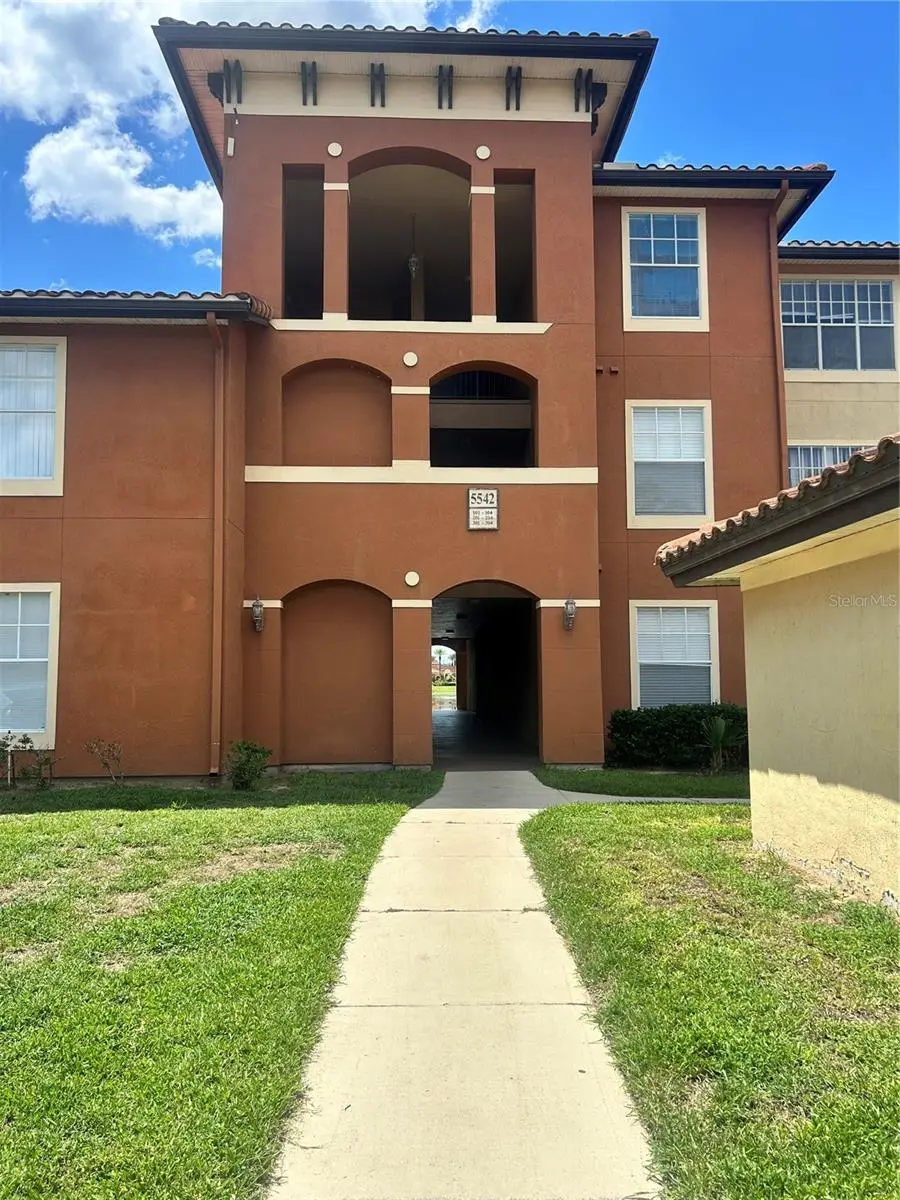 5542 Metrowest Boulevard, FL