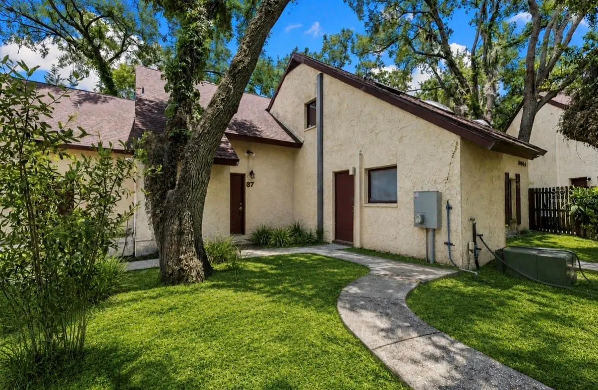5641 Ashley Oaks Drive, FL