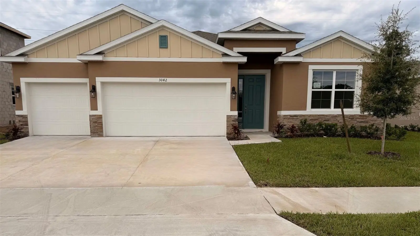 3042 Kingsman Trail, FL