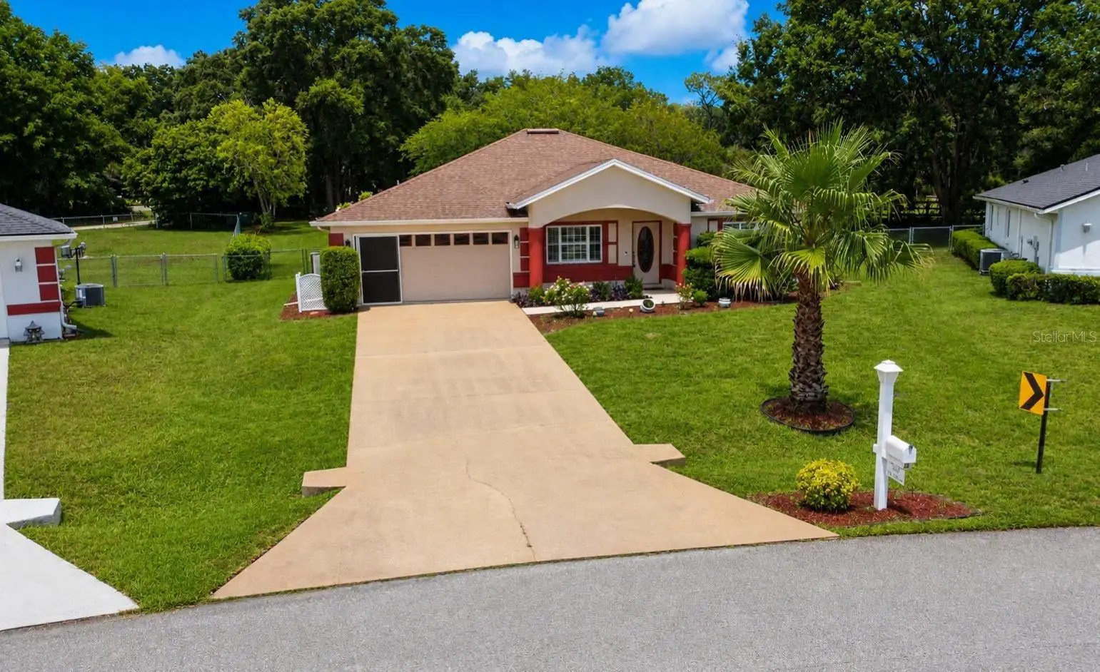 6008 103rd Loop, FL