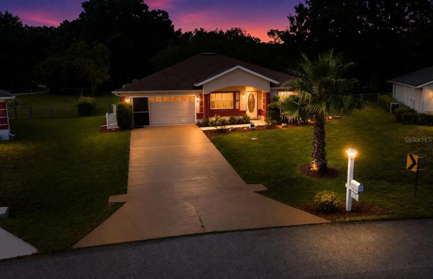 6008 103rd Loop, FL