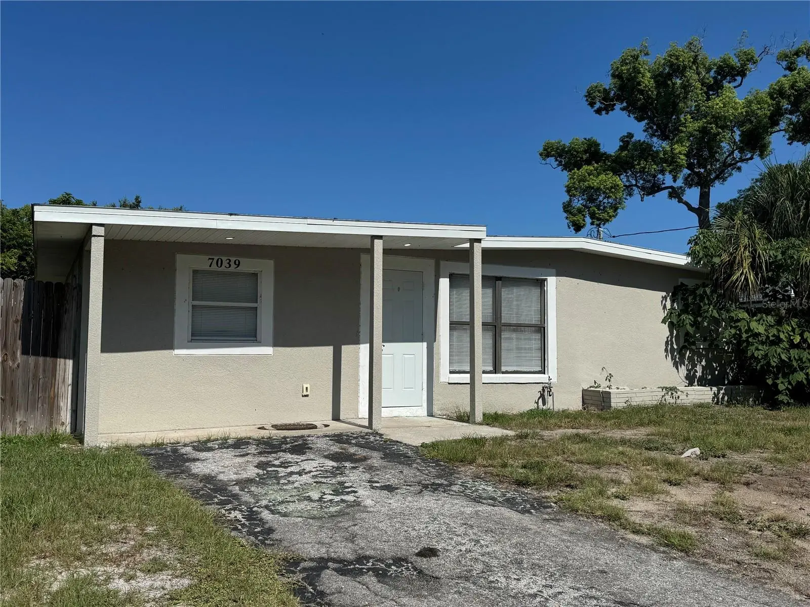 7039 Lenox Drive, FL
