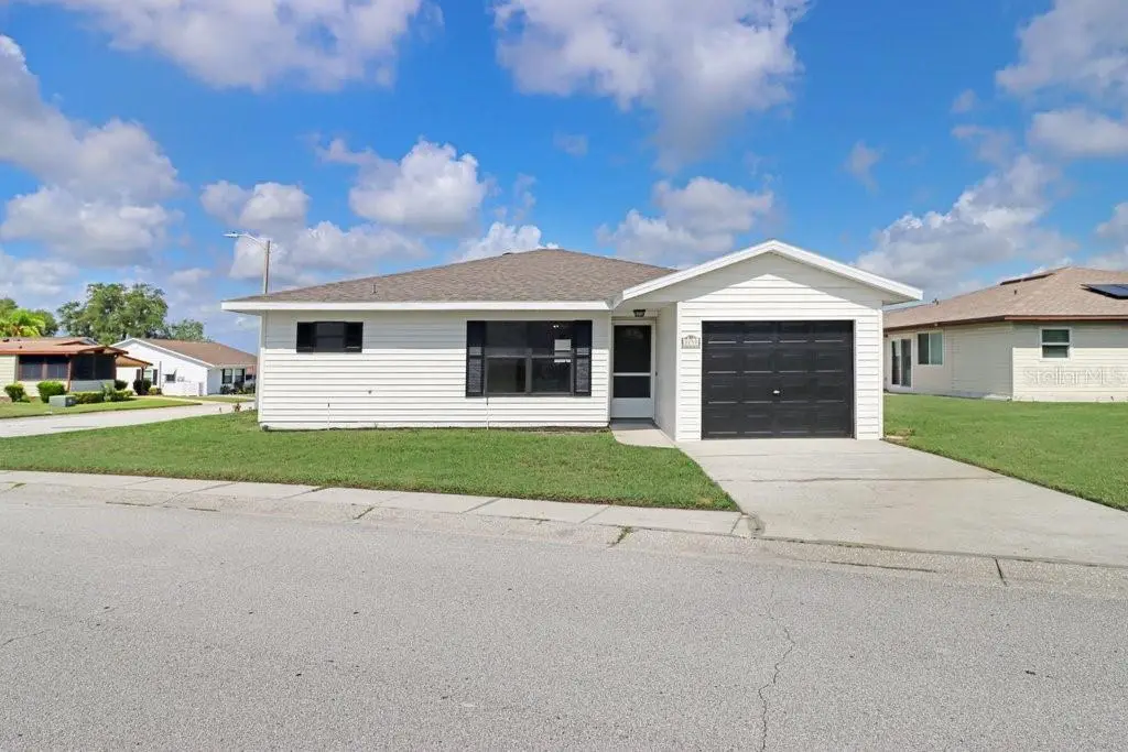 3250 Pebble Bend Drive, FL
